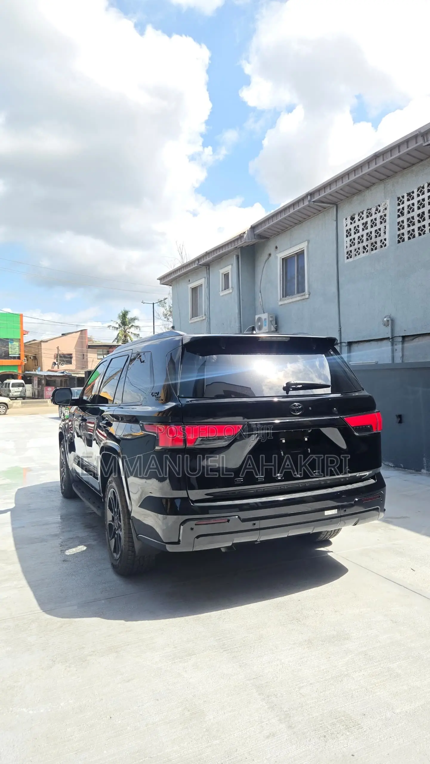 Toyota Sequoia Platinum 4WD 2025 Black