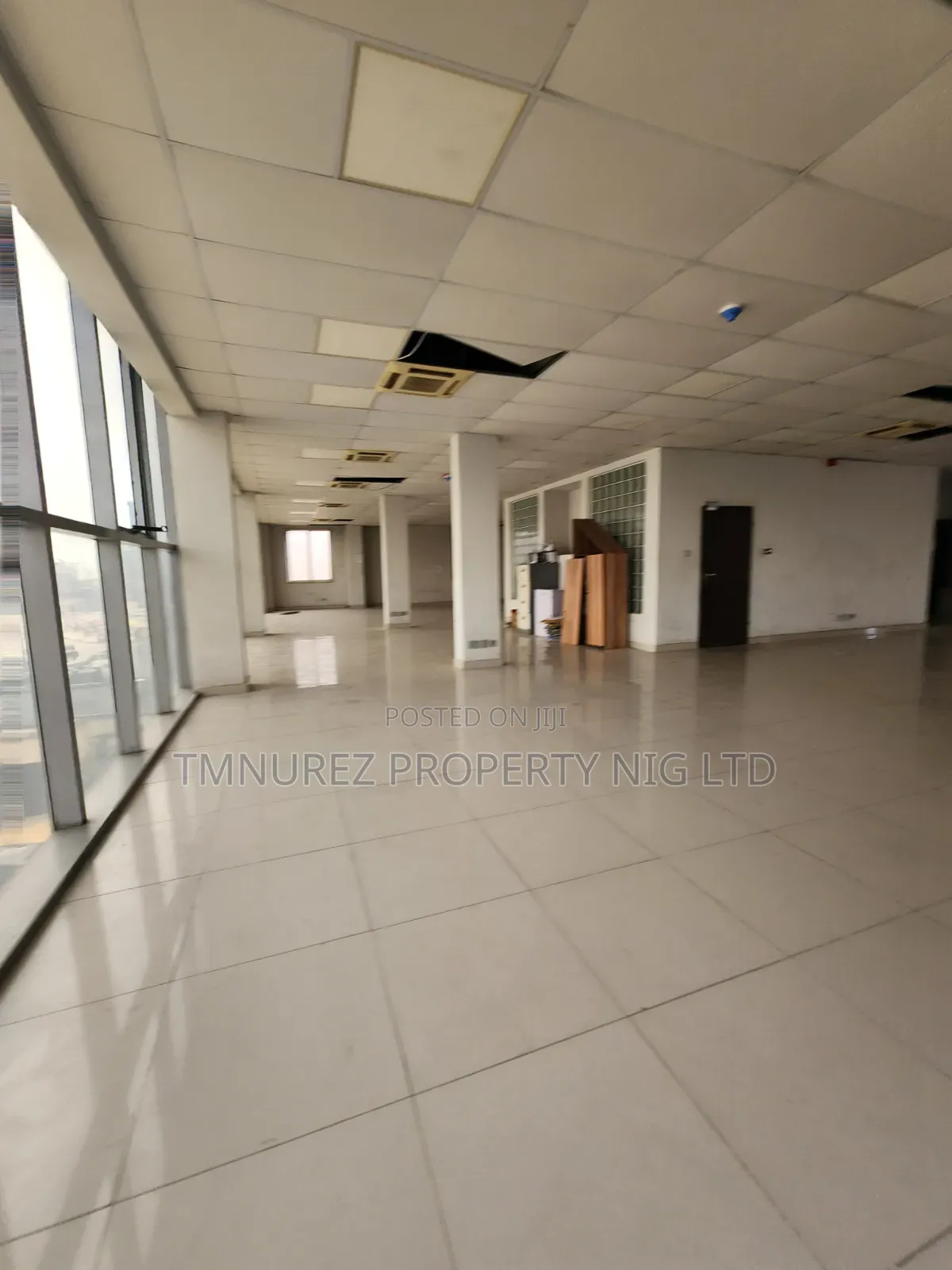 Office Space 🏬 for Rent at Vi