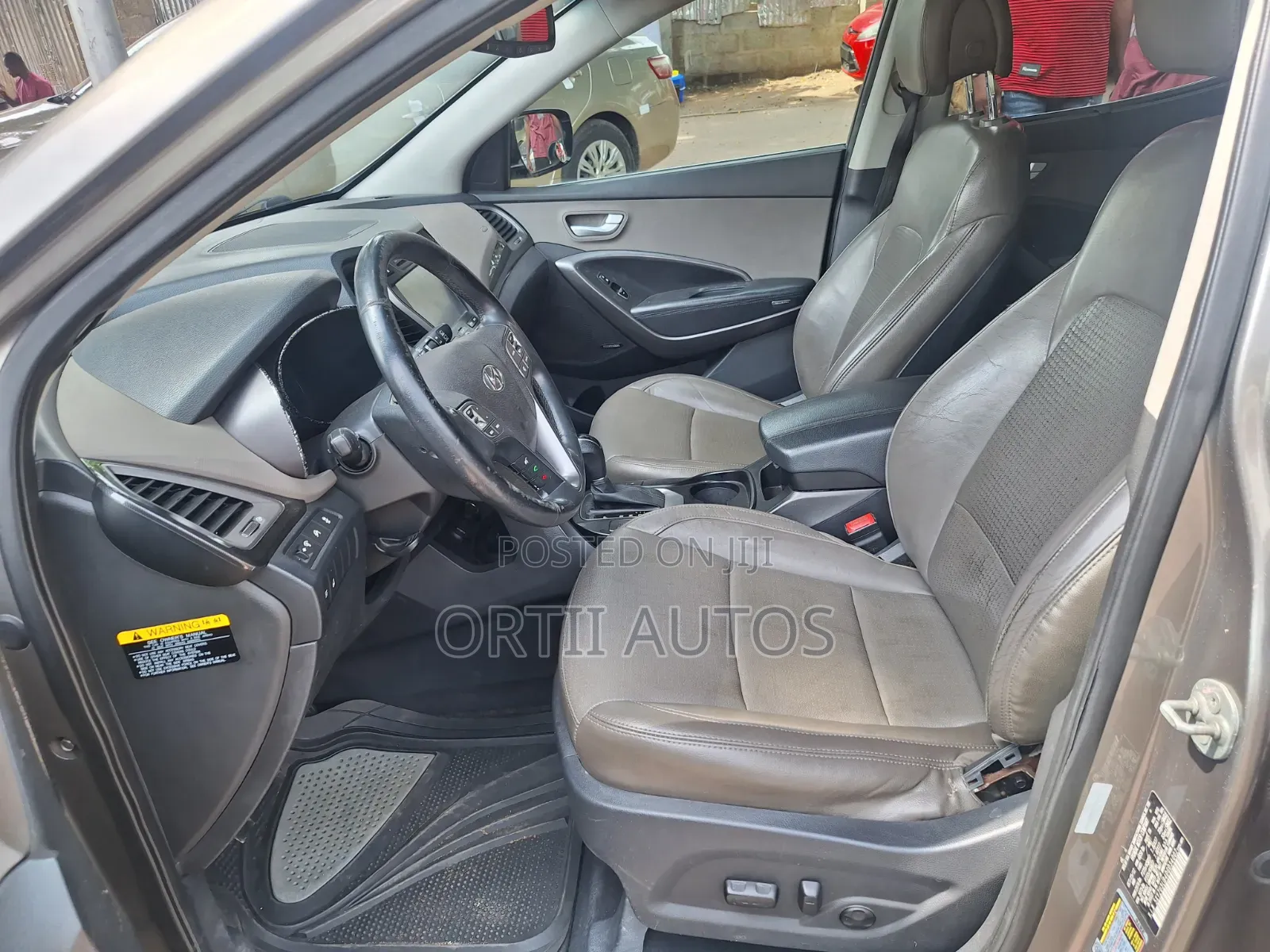 Hyundai Santa Fe 2013 Gray