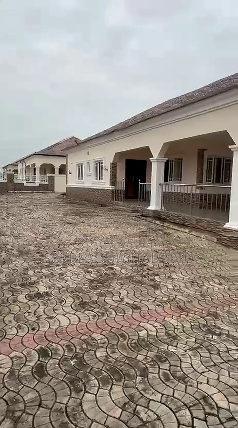 3bdrm Bungalow in FHA for rent