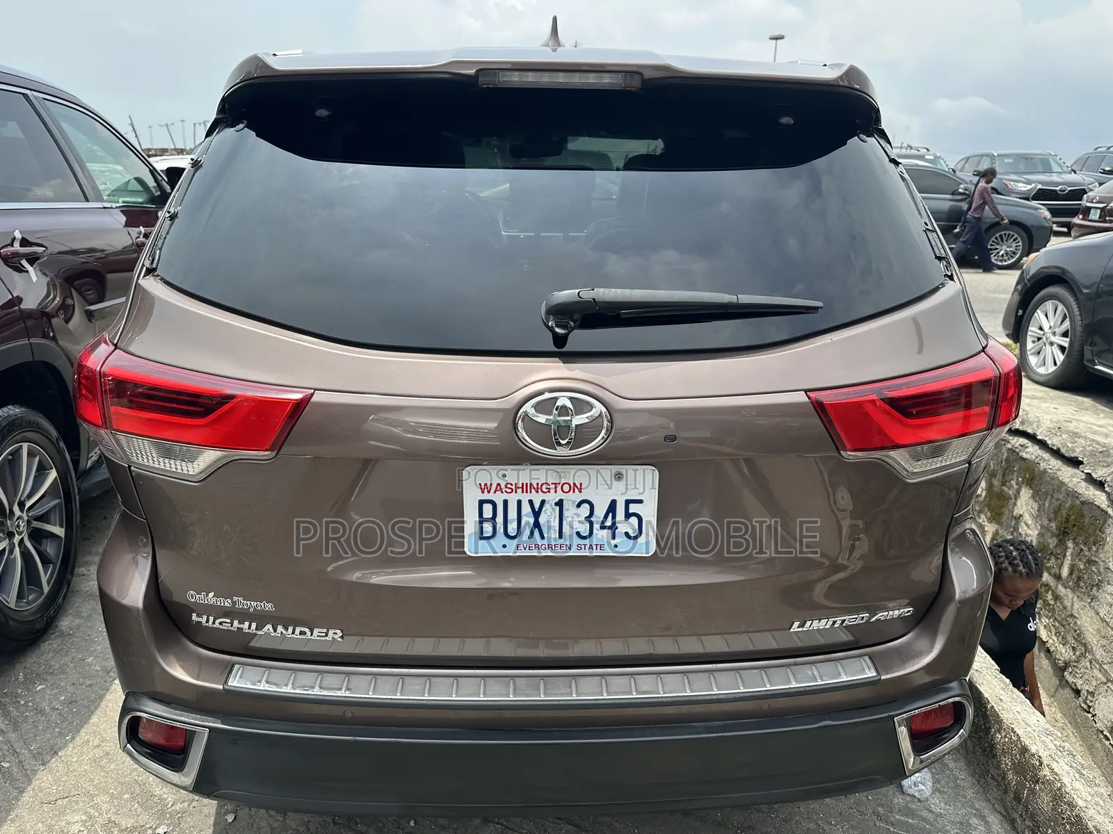 Toyota Highlander Limited Platinum 4x4 V6 (3.5L 6cyl 8A) 2018 Brown