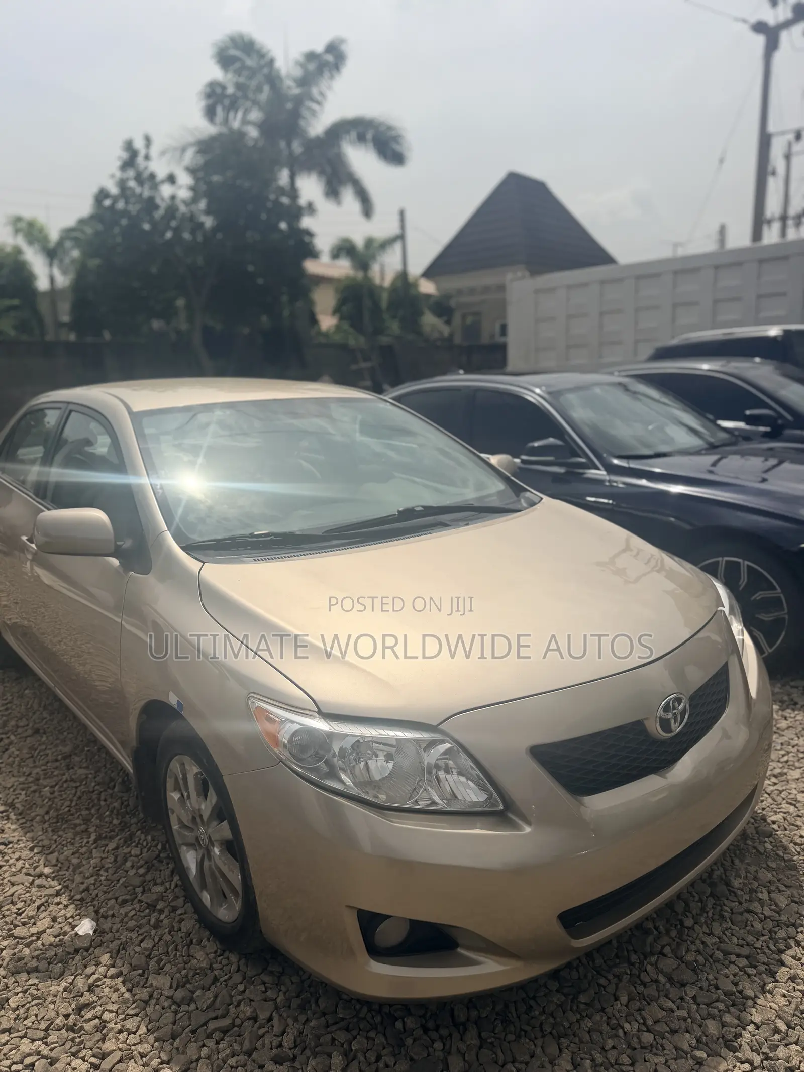 Toyota Corolla 2010 Gold