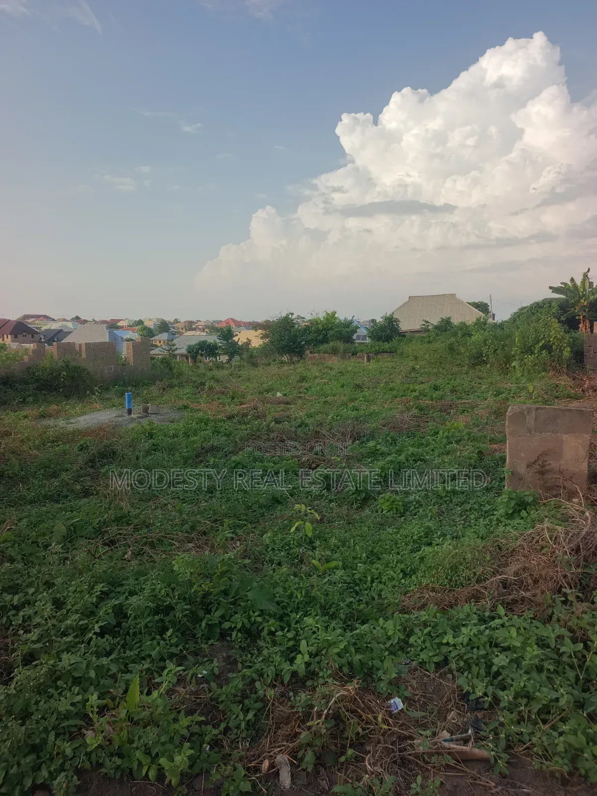 One and Half Plot at Wemimo Oluwo Ibadan