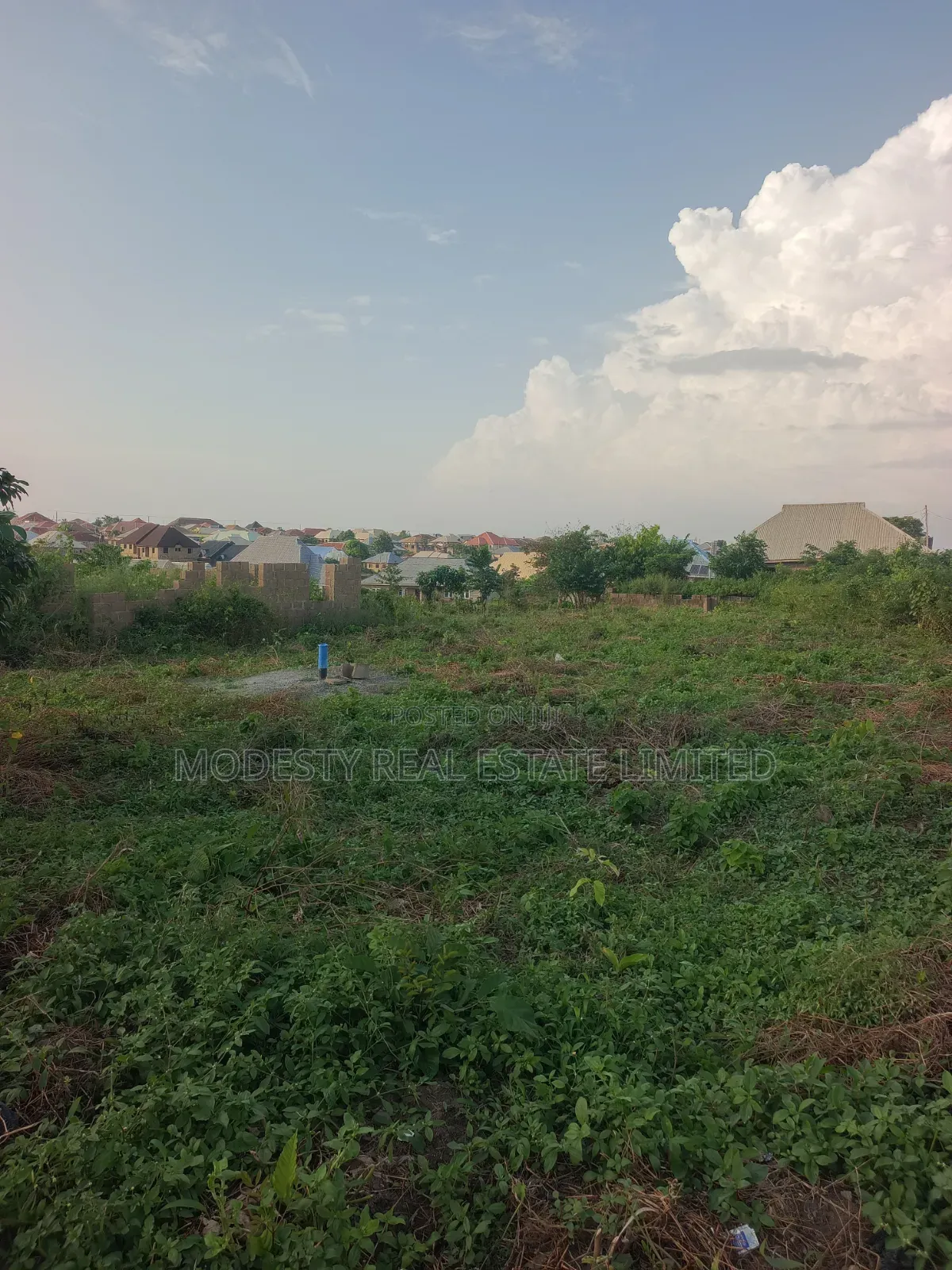 One and Half Plot at Wemimo Oluwo Ibadan