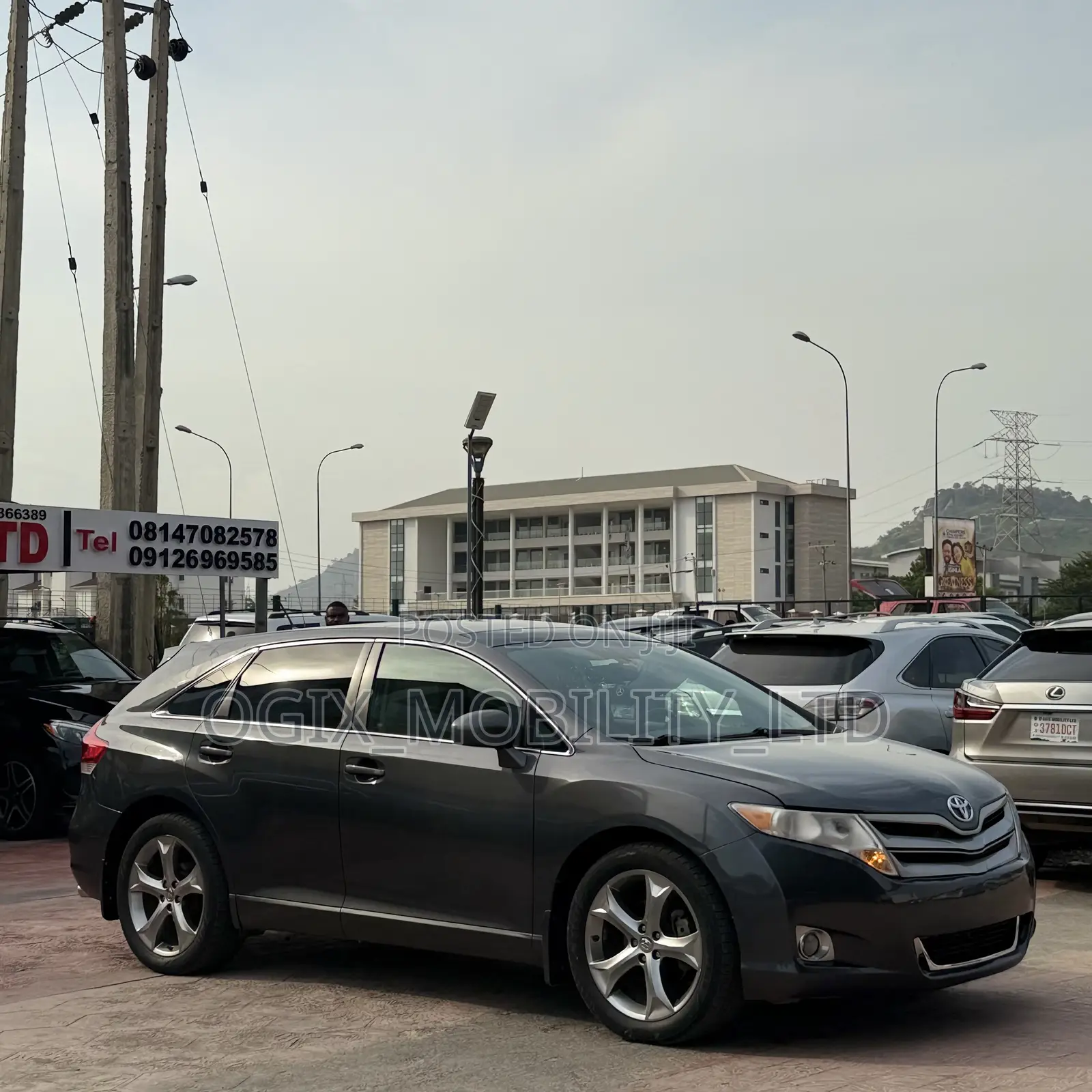 Toyota Venza V6 AWD 2010 Gray