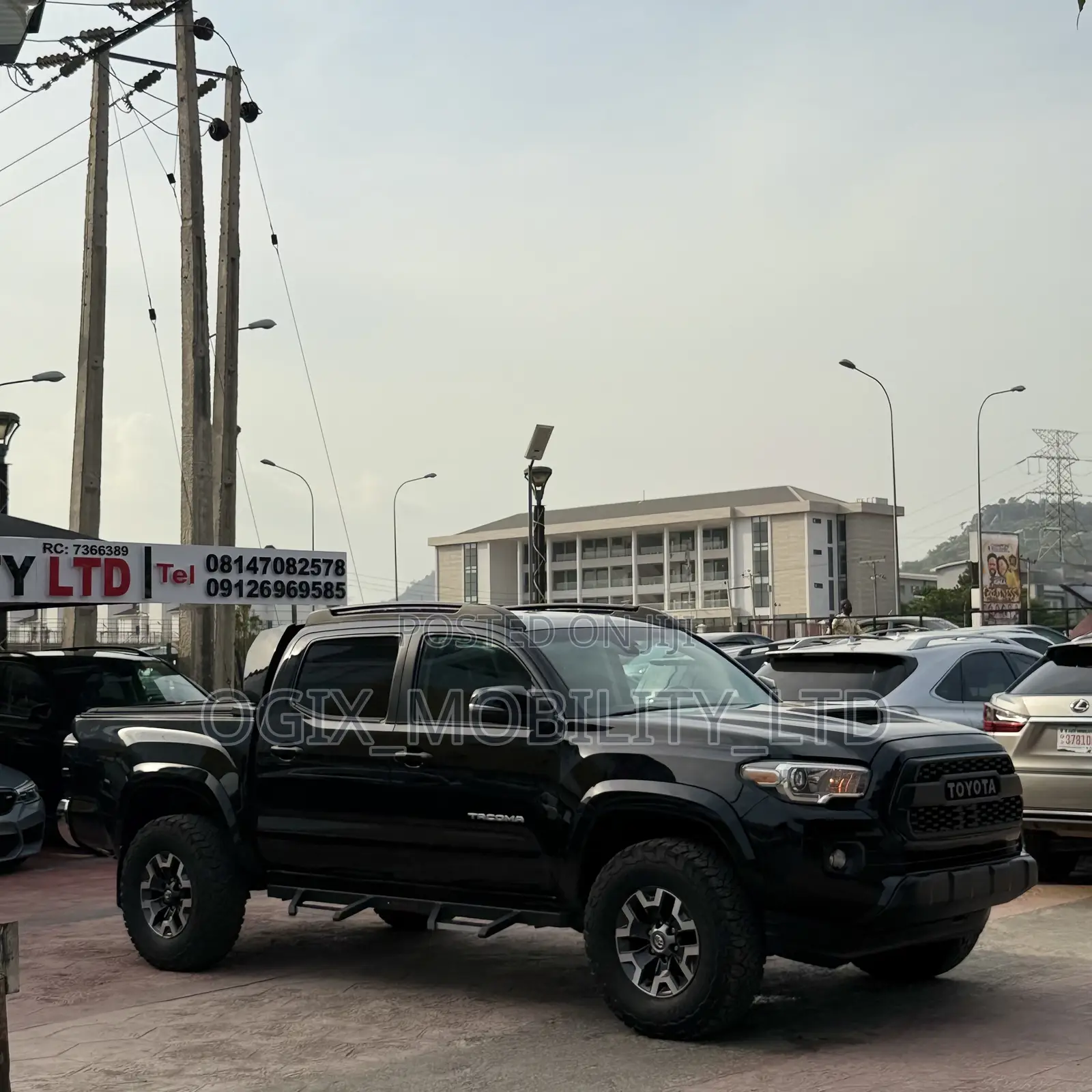Toyota Tacoma 2021 Black