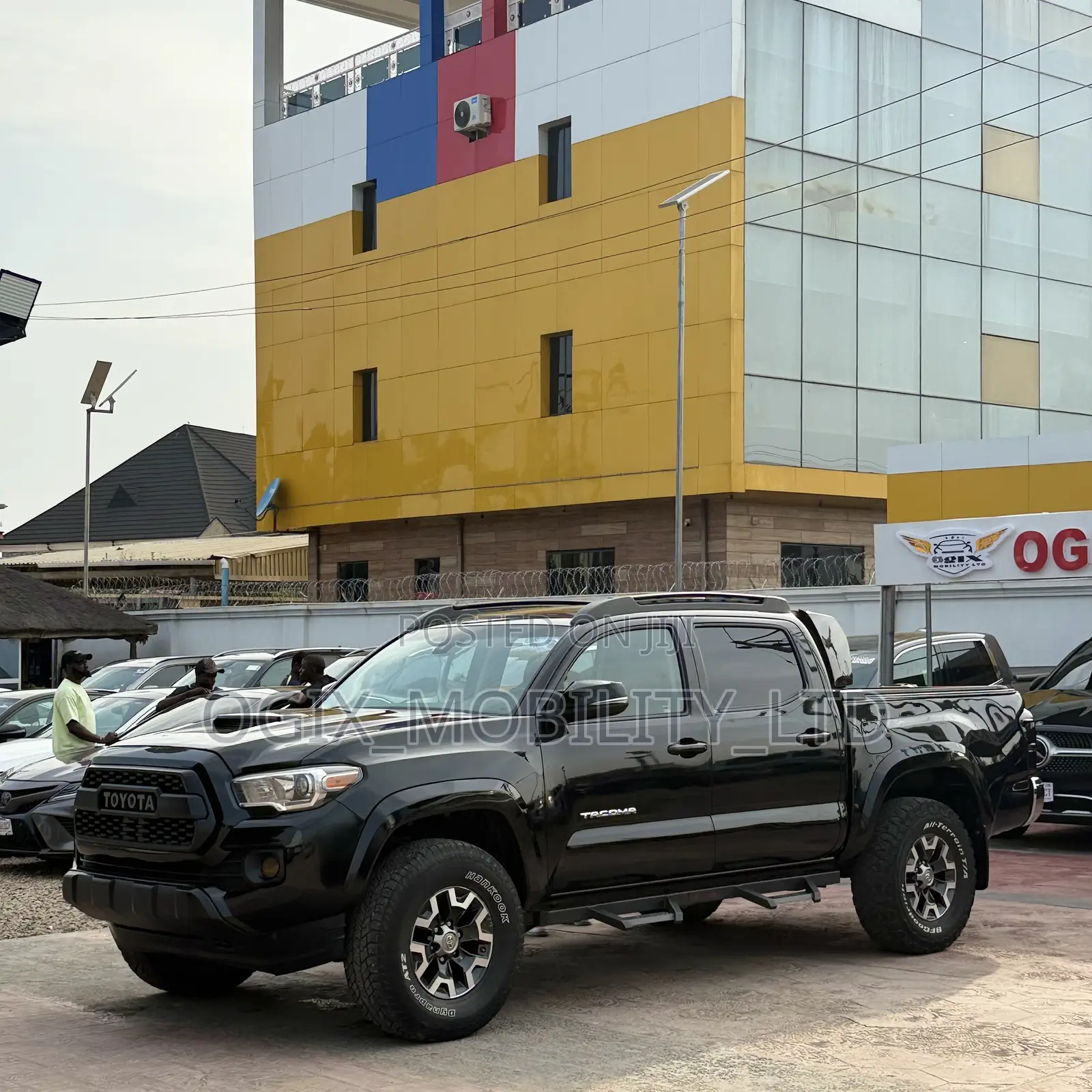 Toyota Tacoma 2021 Black