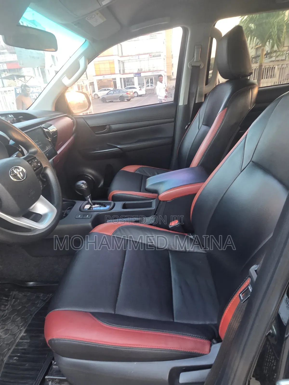 Toyota Hilux 2023 Black