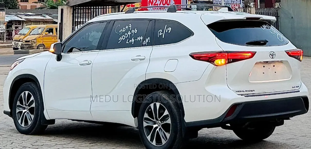 Toyota Highlander XLE AWD 2020 White
