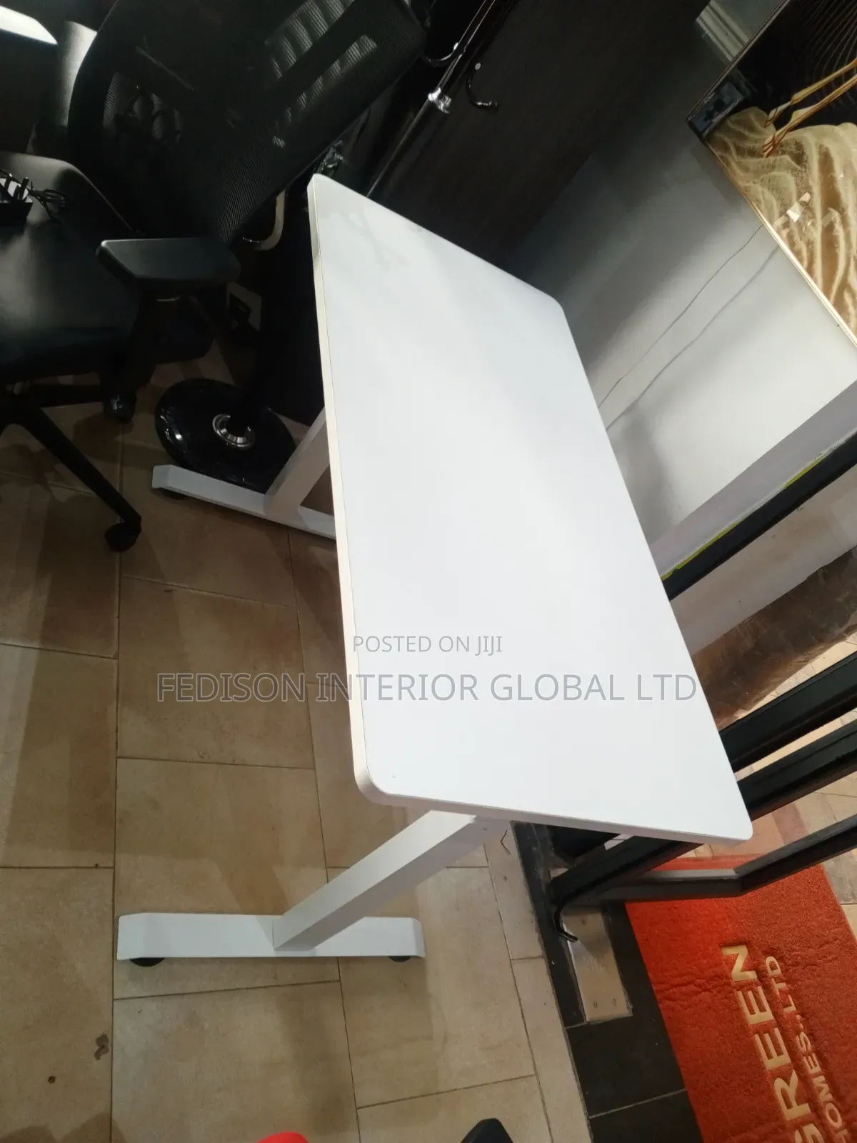 Adjustable Table