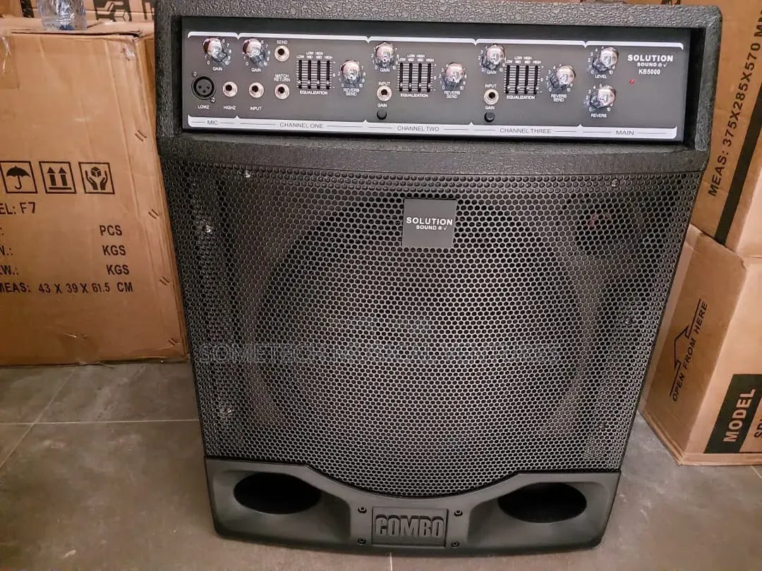 Bass Combo Amplifier