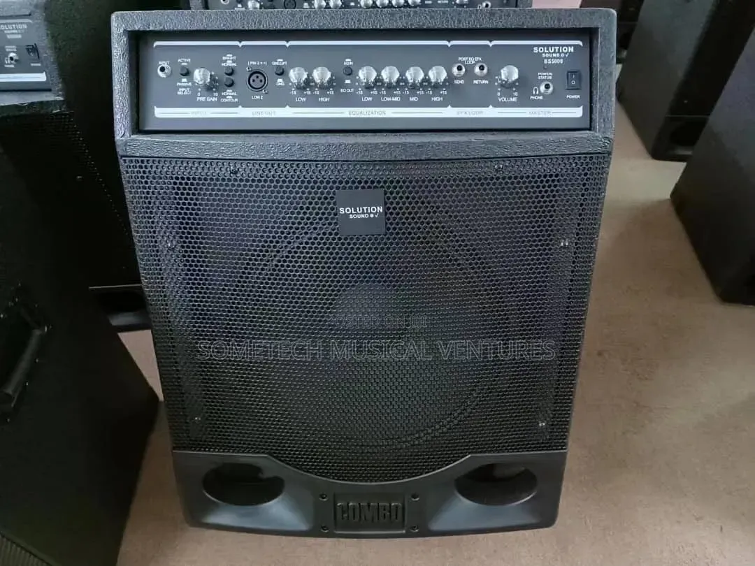 Bass Combo Amplifier