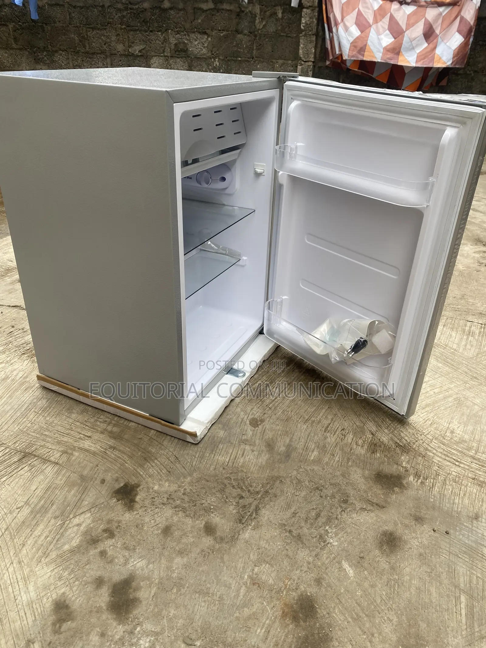 Glamstar 70L Personal Food Cooling Fridge