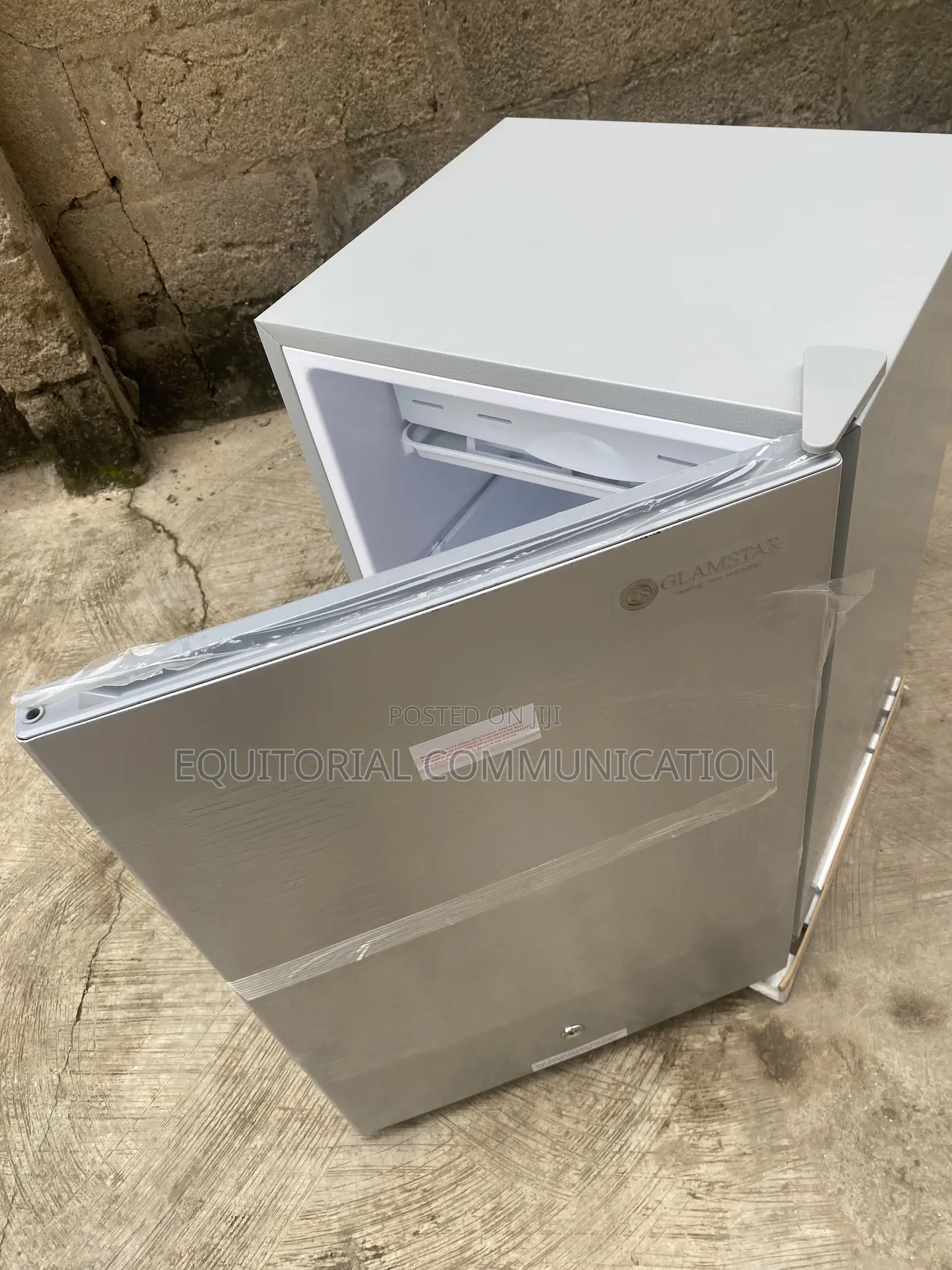 Glamstar 70L Compact Home Fridge Model GFR-90S-E