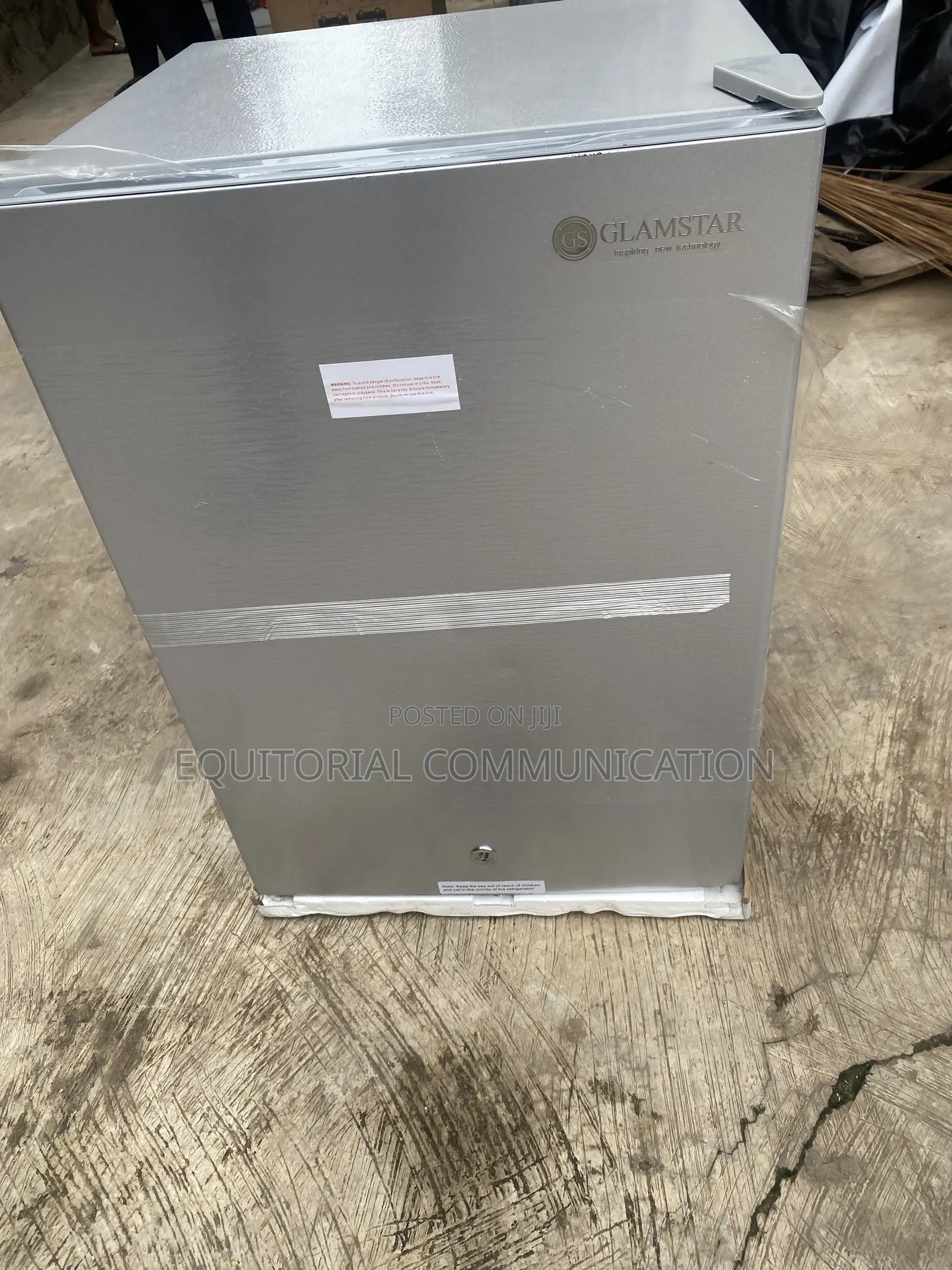 Glamstar 70L Compact Home Fridge Model GFR-90S-E