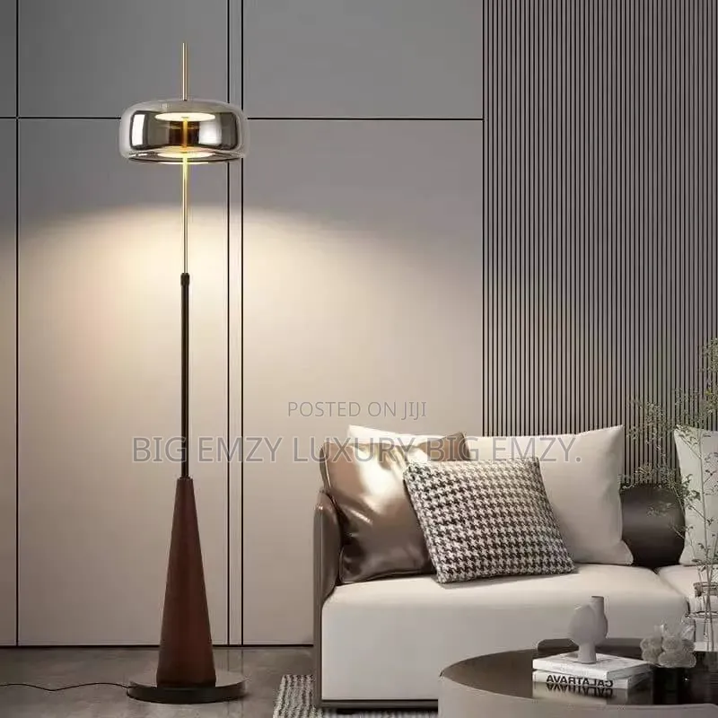 Led Modern Glass Top Floor Lamp.
