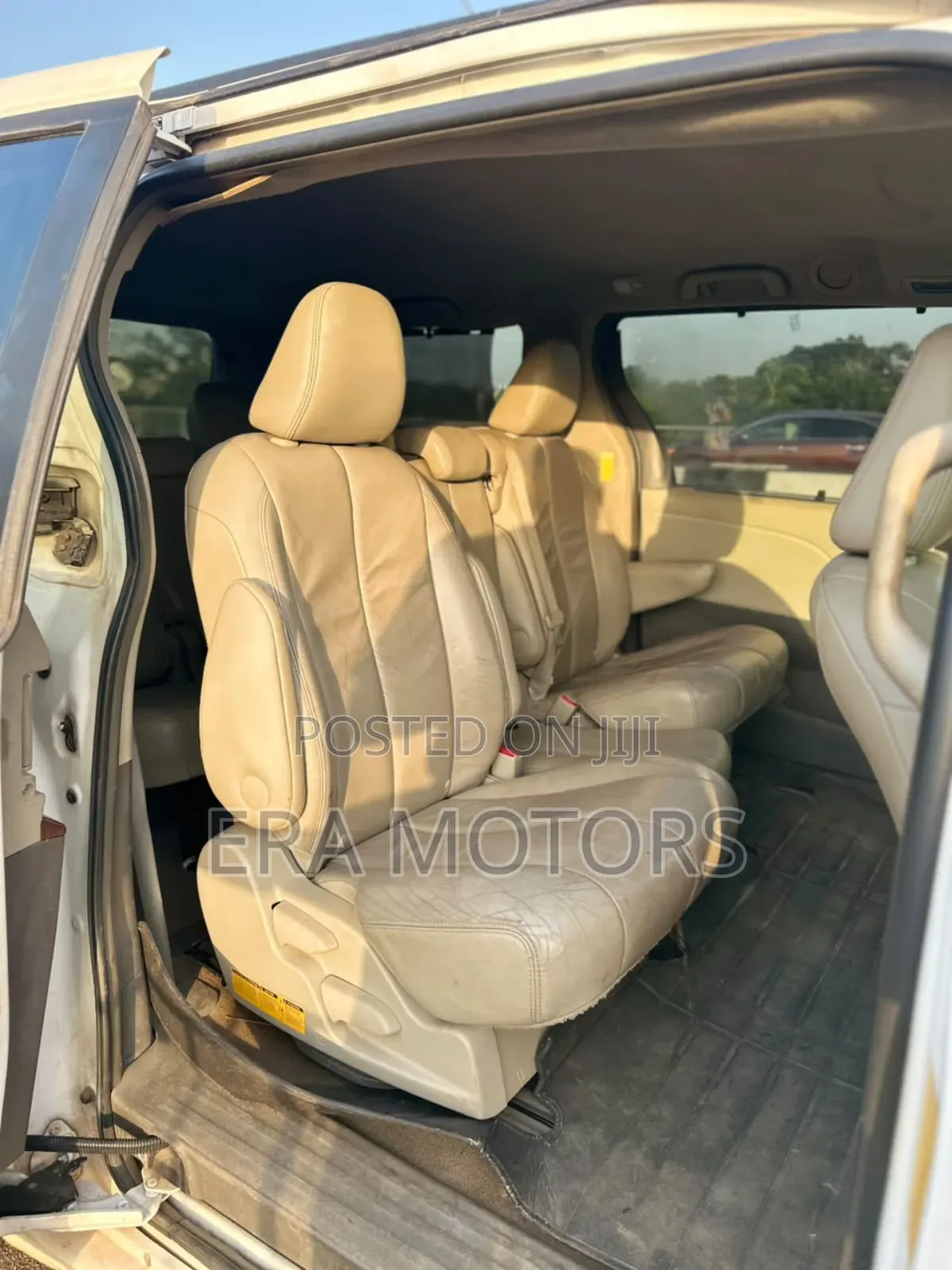 Toyota Sienna 2014 White