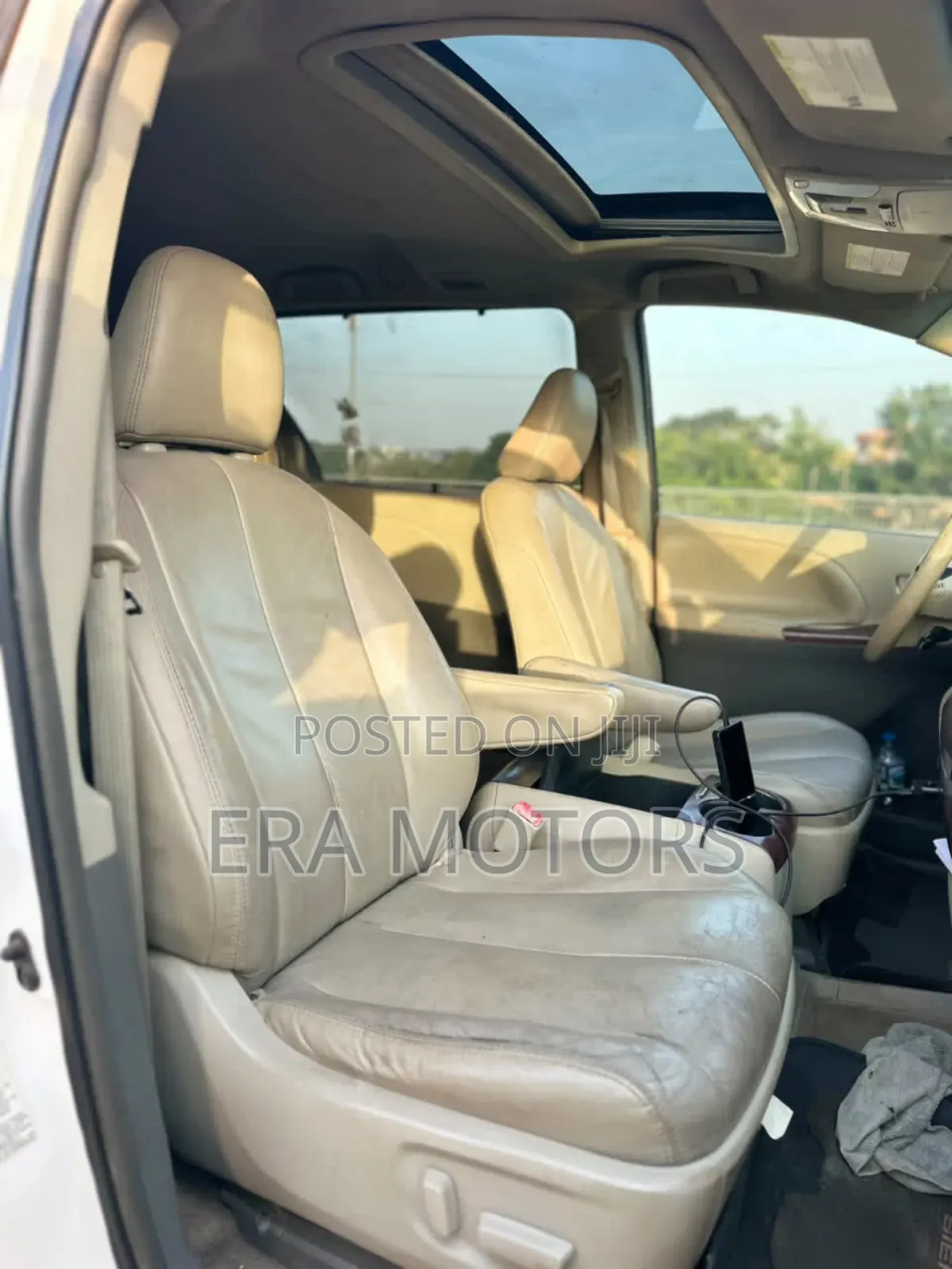 Toyota Sienna 2014 White