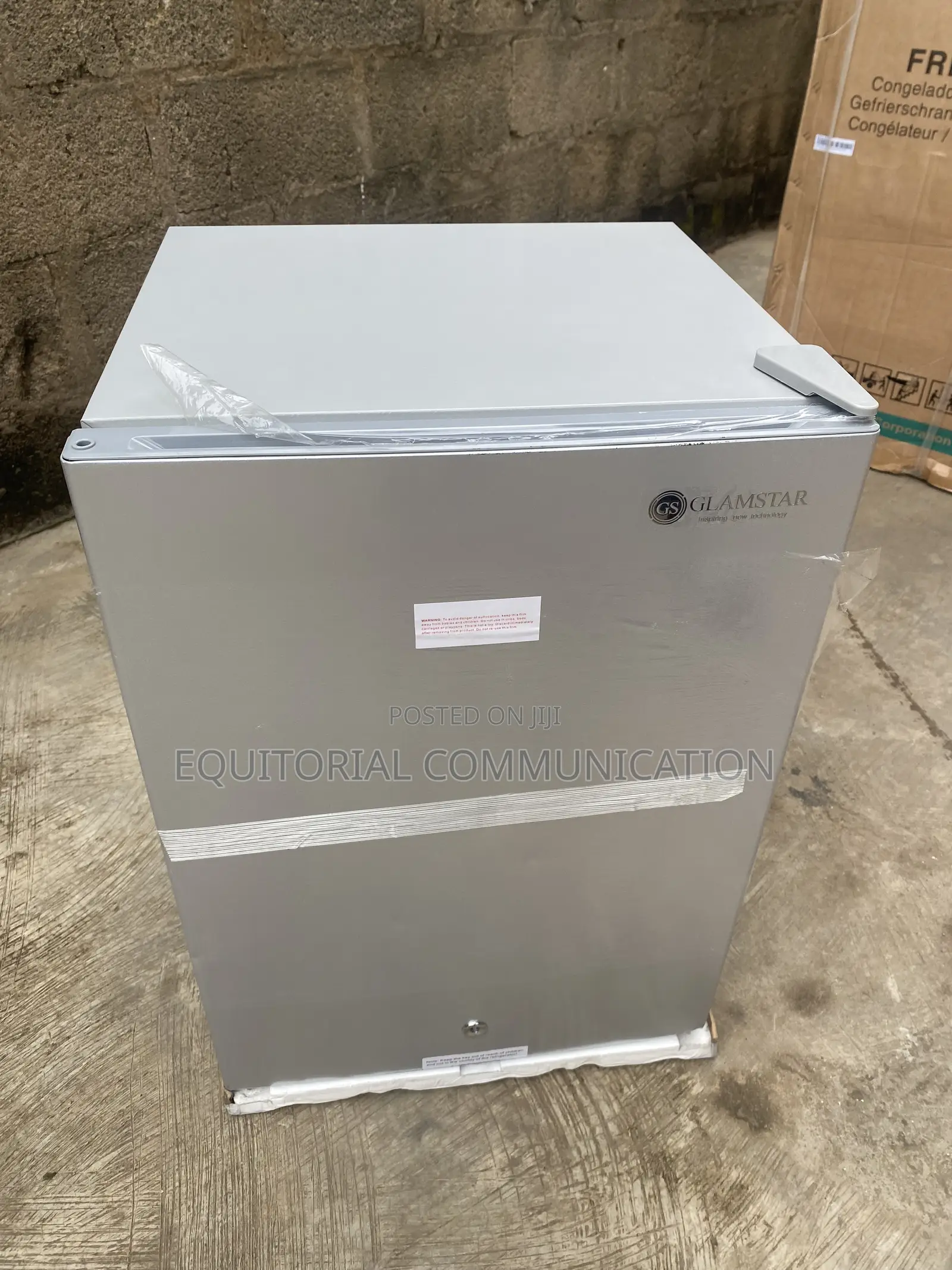 Glamstar GFR-90S-E 70L Compact Kitchen Cooling Solution