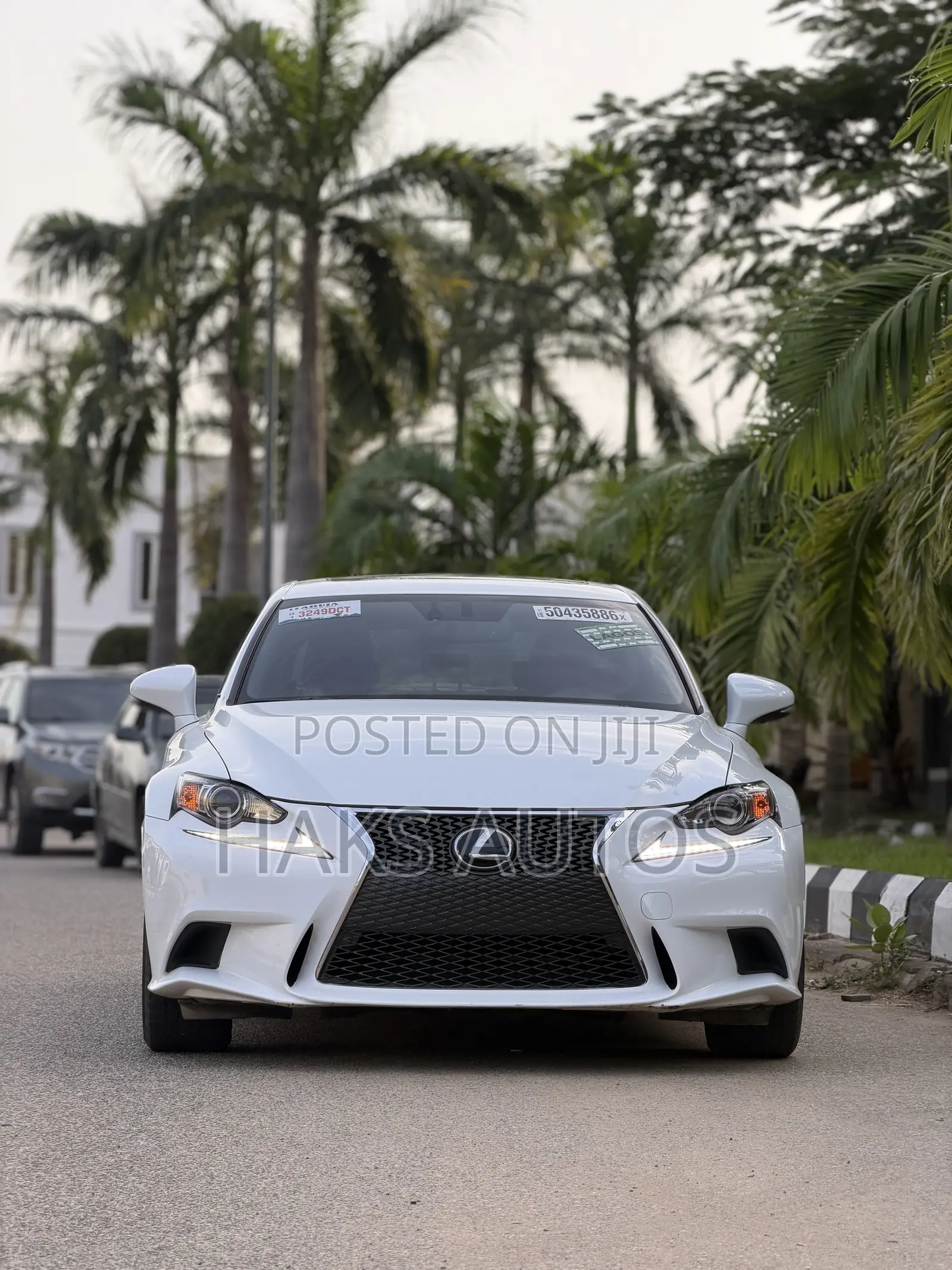 Lexus IS 300 AWD 2016 White