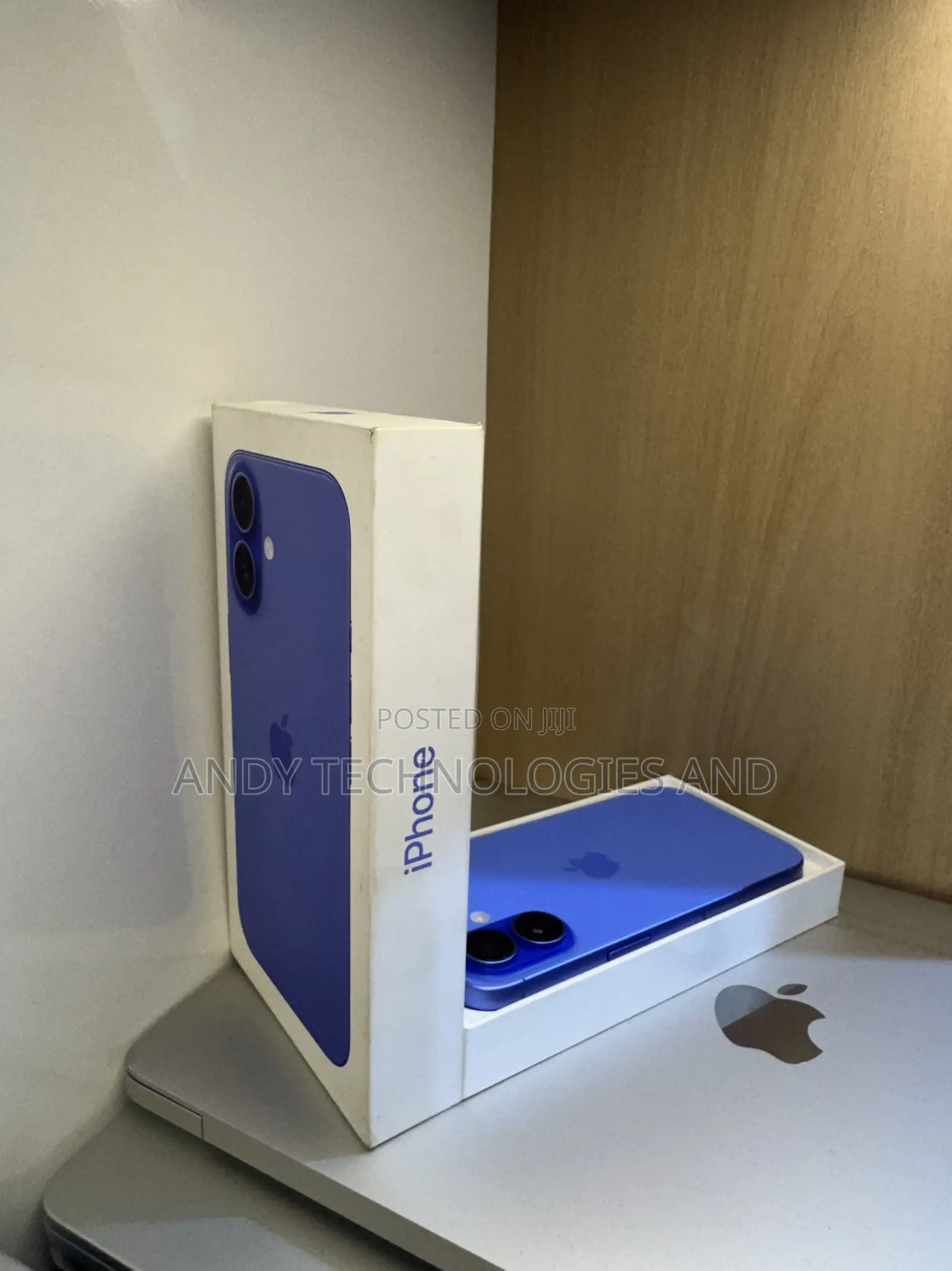 Apple iPhone 16 128 GB Blue