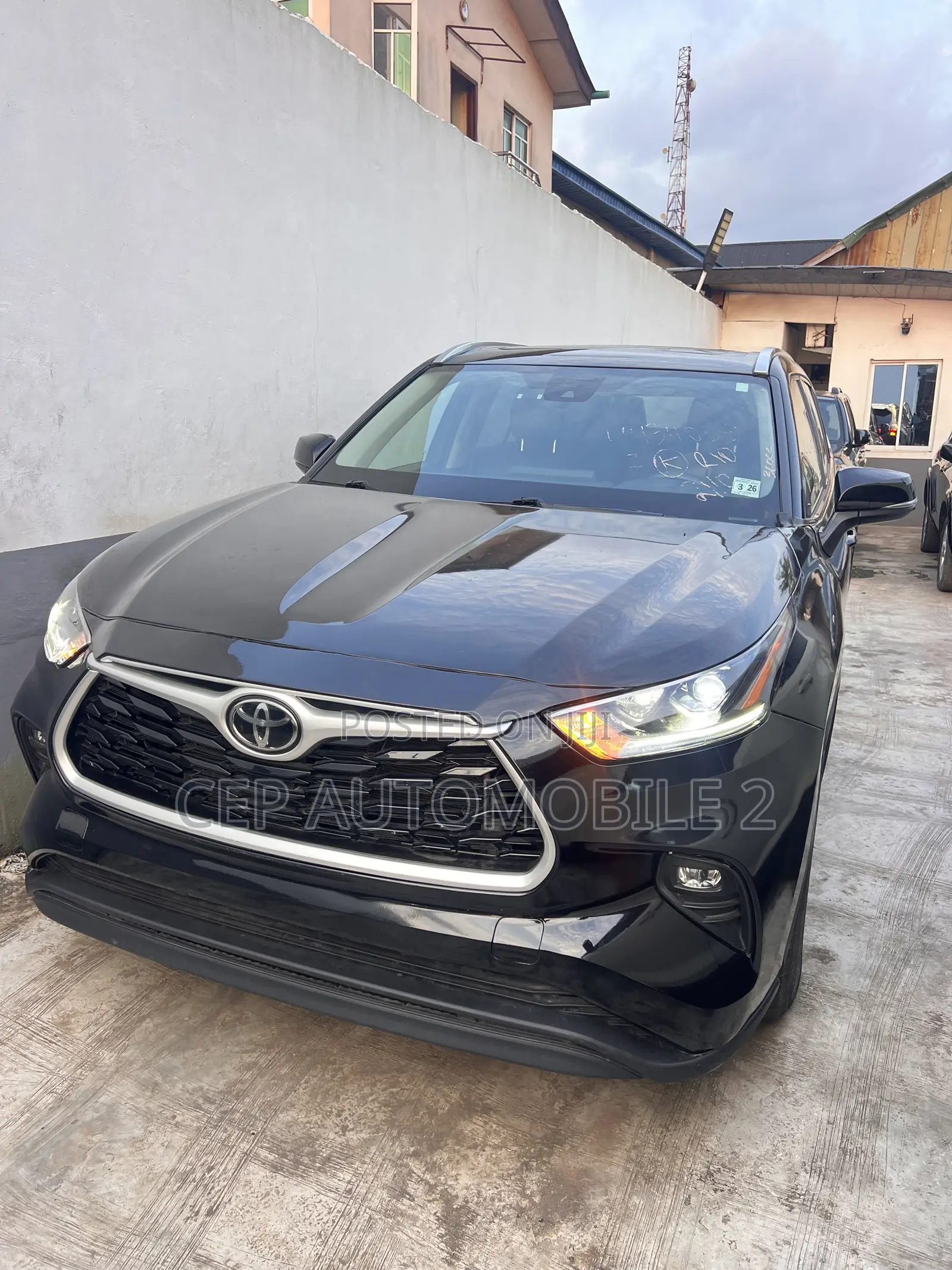 Toyota Highlander XLE 2021 Black