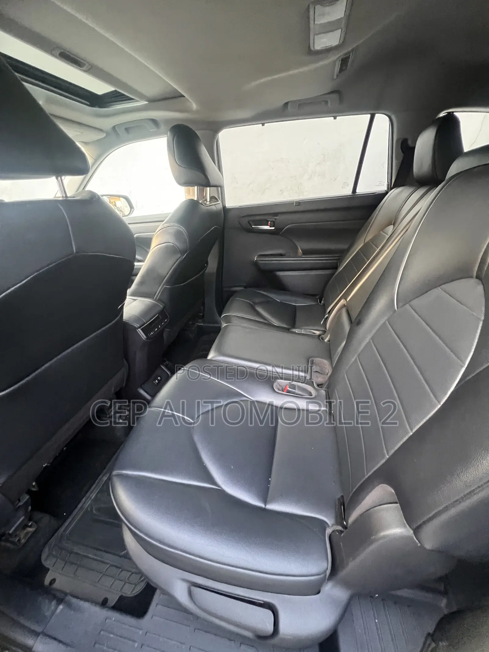 Toyota Highlander XLE 2021 Black