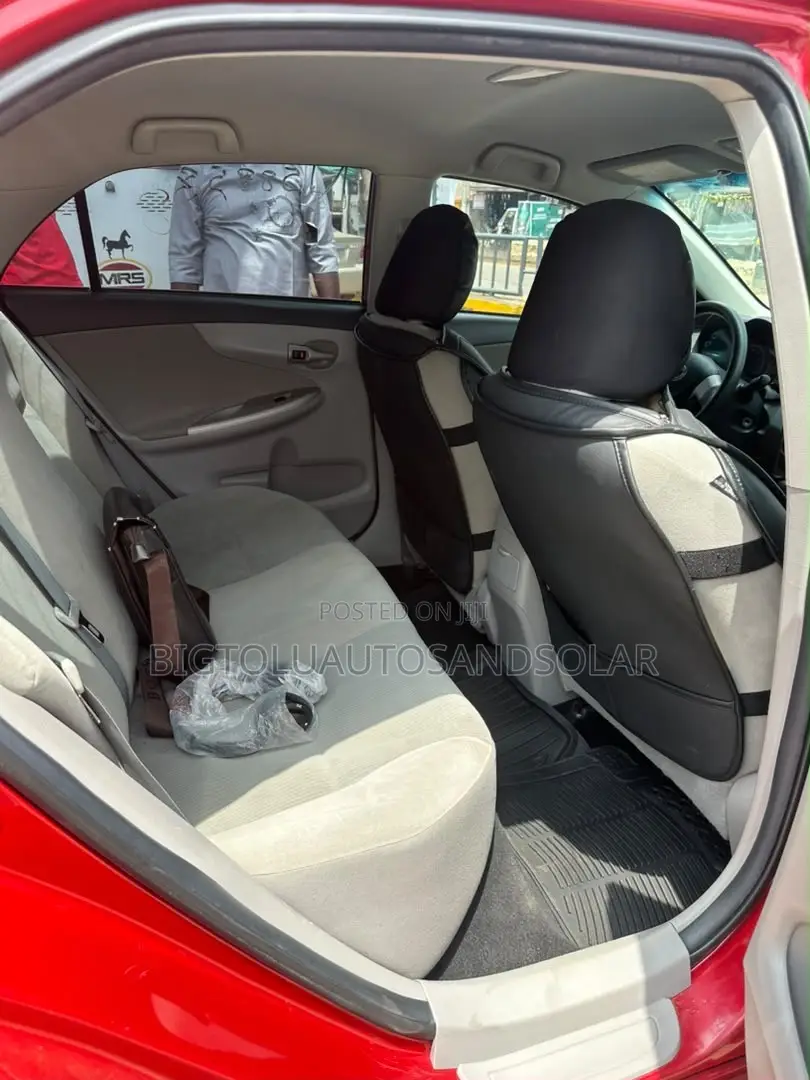 Toyota Corolla 2013 Red