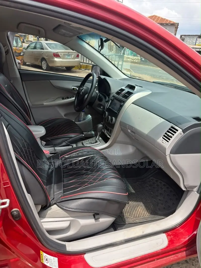 Toyota Corolla 2013 Red