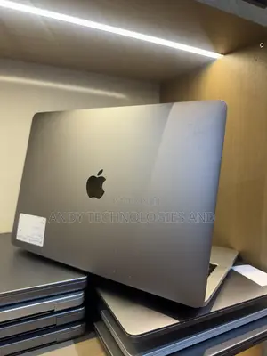 Laptop Apple MacBook Pro 2017 16GB Intel Core i5 SSD 256GB