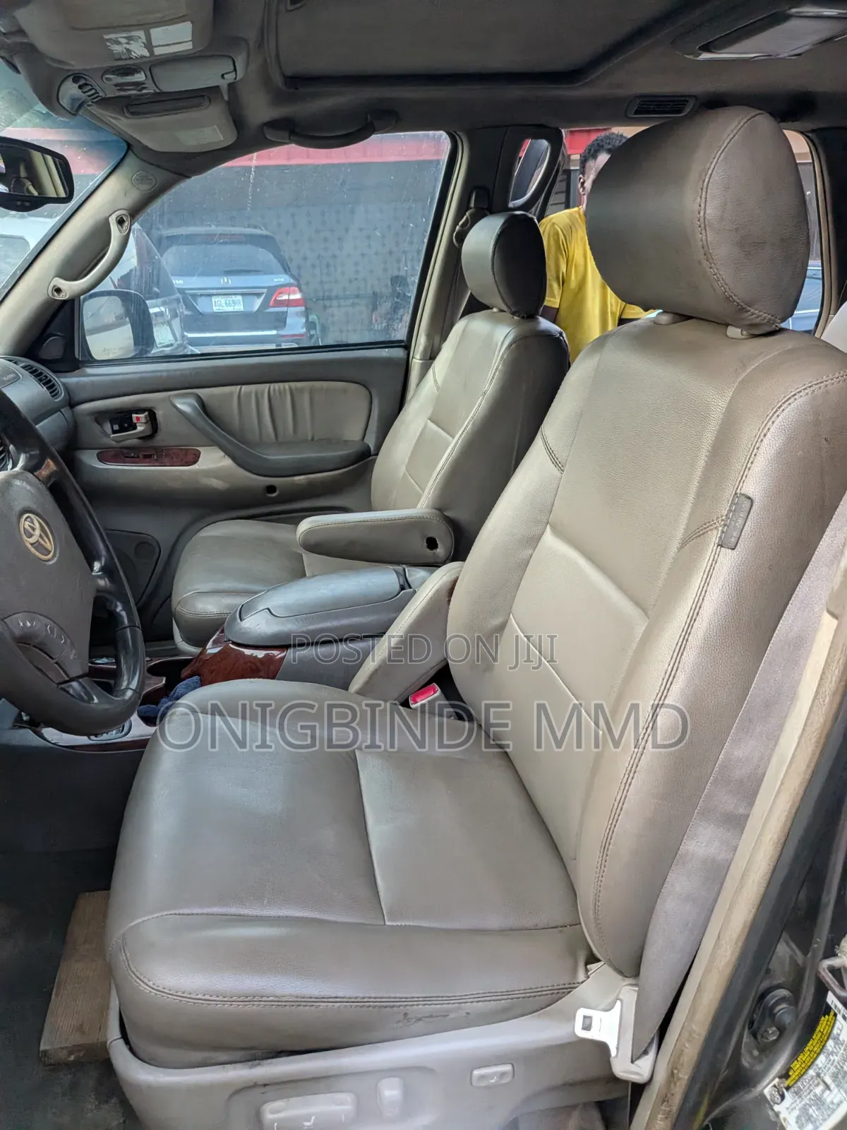 Toyota Sequoia Limited 4dr SUV 4WD (4.7L 8cyl 5A) 2006 Gray