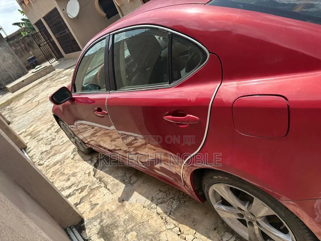 Lexus IS 250 AWD Automatic 2012 Red