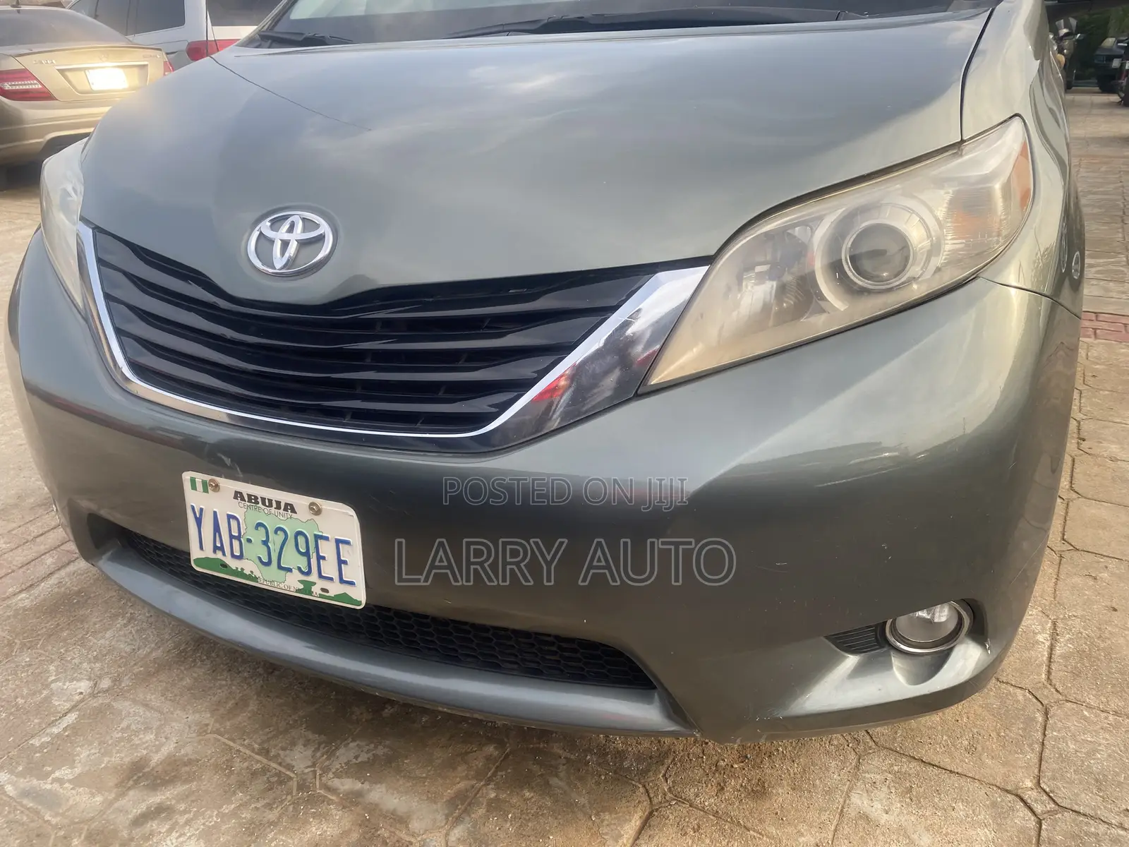 Toyota Sienna 2012 Gray