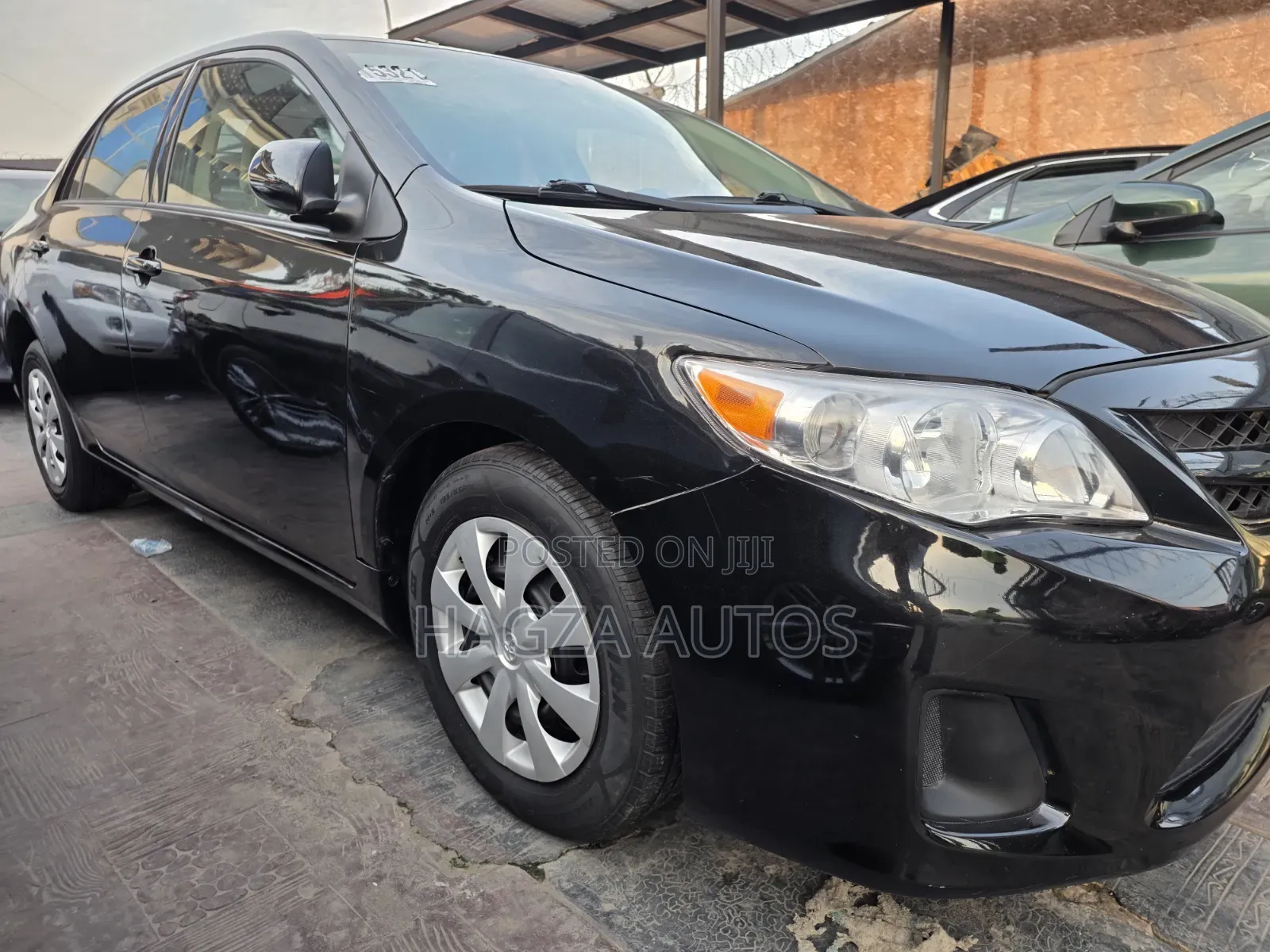 Toyota Corolla LE Special Edition 4dr Sedan (1.8L 4cyl 4A) 2013 Black