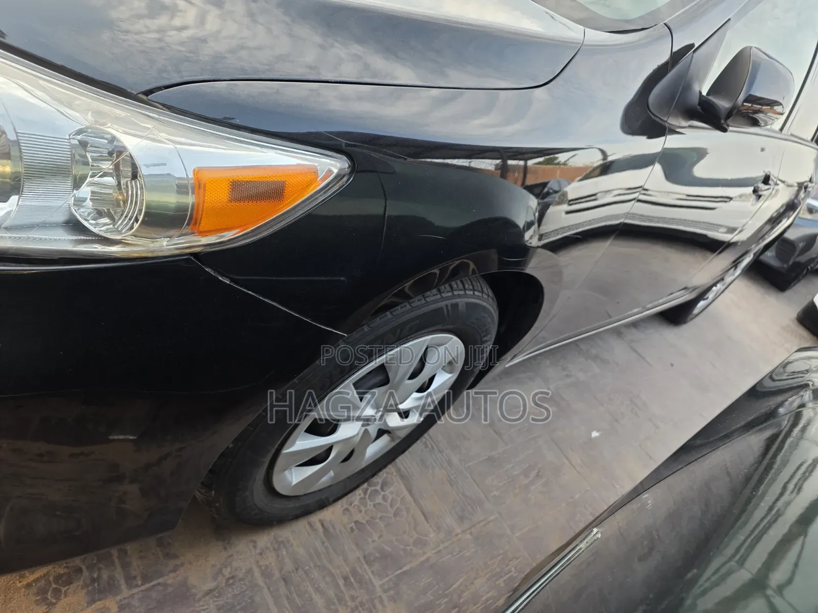 Toyota Corolla LE Special Edition 4dr Sedan (1.8L 4cyl 4A) 2013 Black