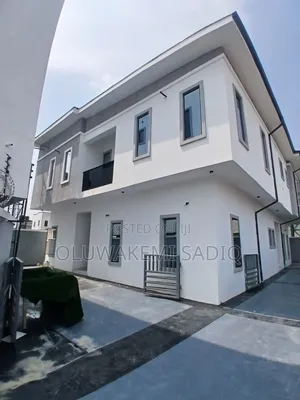 4bdrm Duplex in Opic Isheri for sale