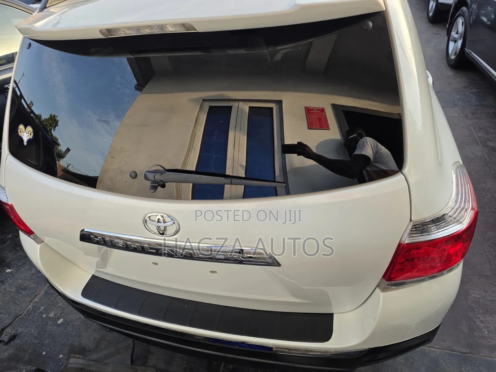 Toyota Highlander Limited 3.5l 4WD 2013 White