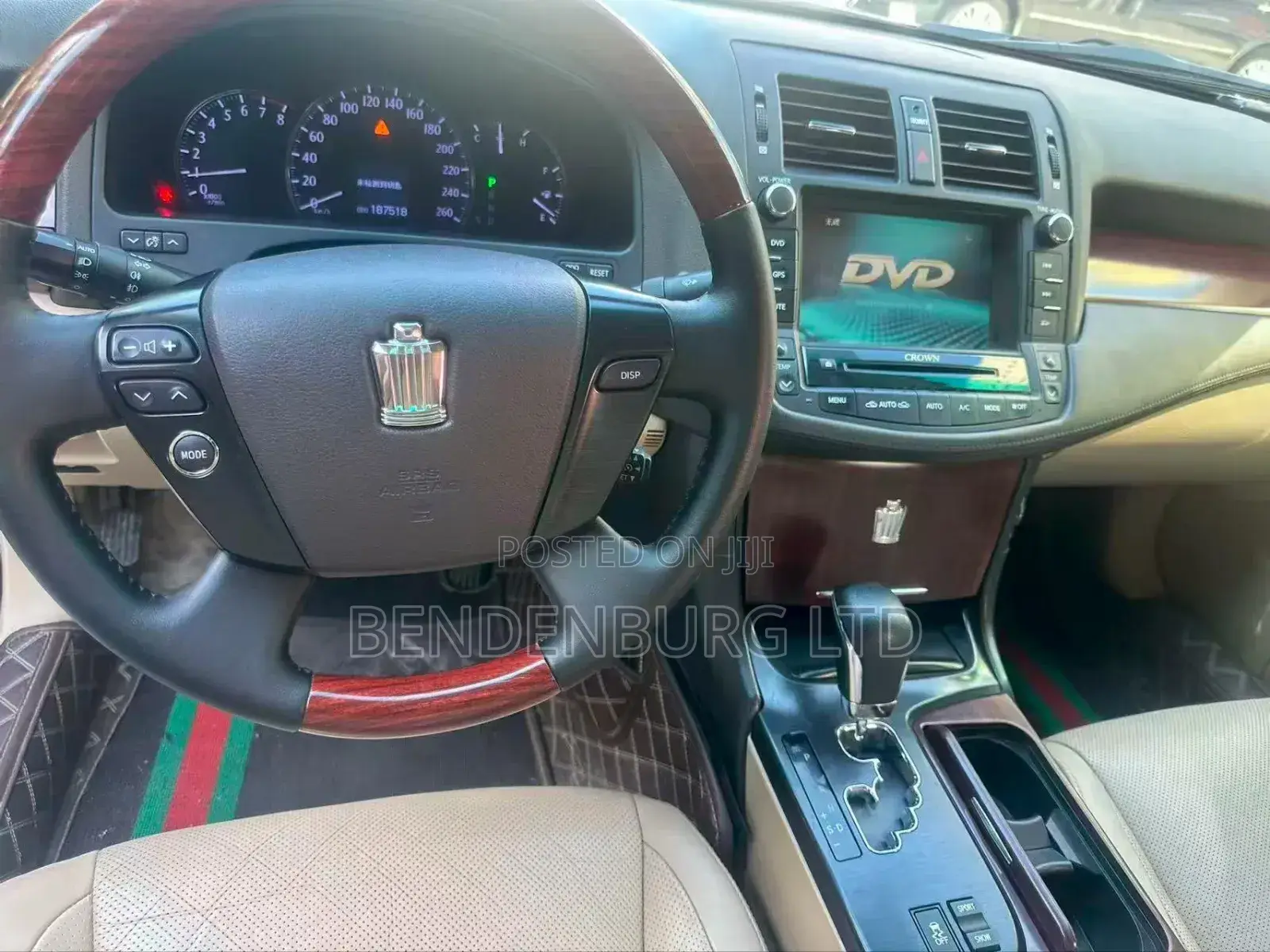 Toyota Crown 2011 Black