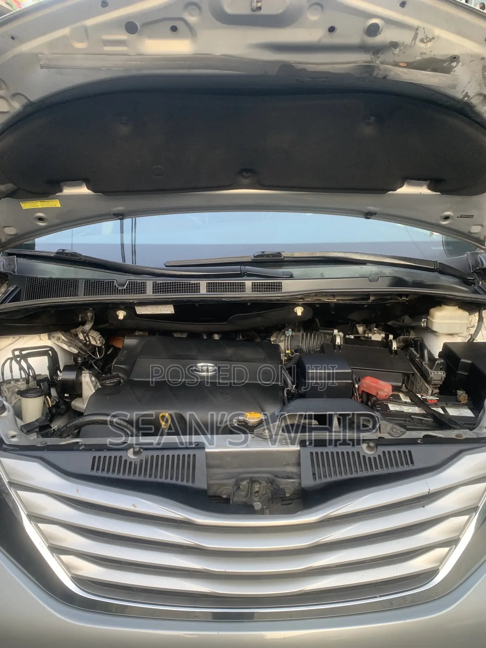 Toyota Sienna 2015 Silver