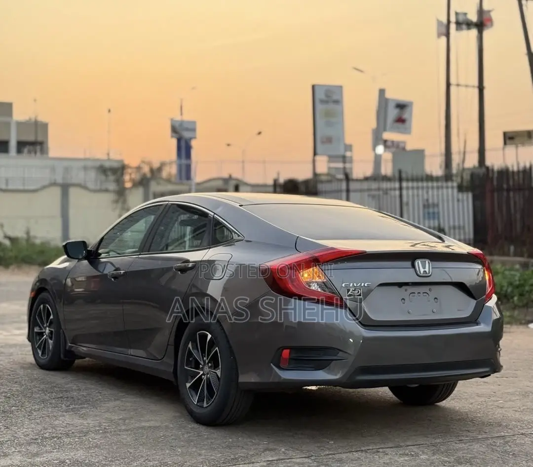 Honda Civic 2016 Gray