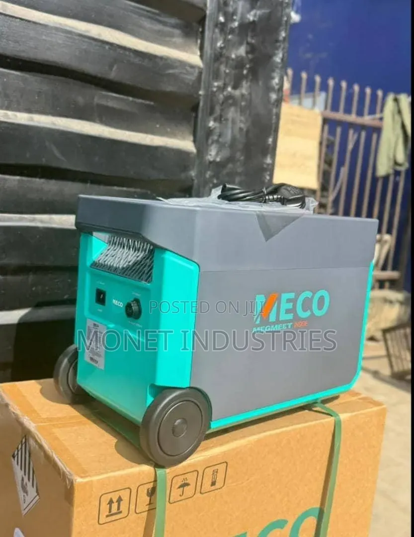 4kwh 2200w Pro Meco Solar Generator (Solar Power System)