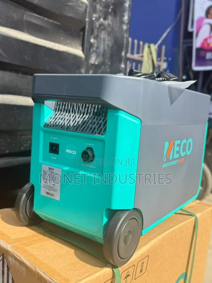 4kwh 2200w Pro Meco Solar Generator (Solar Power System)