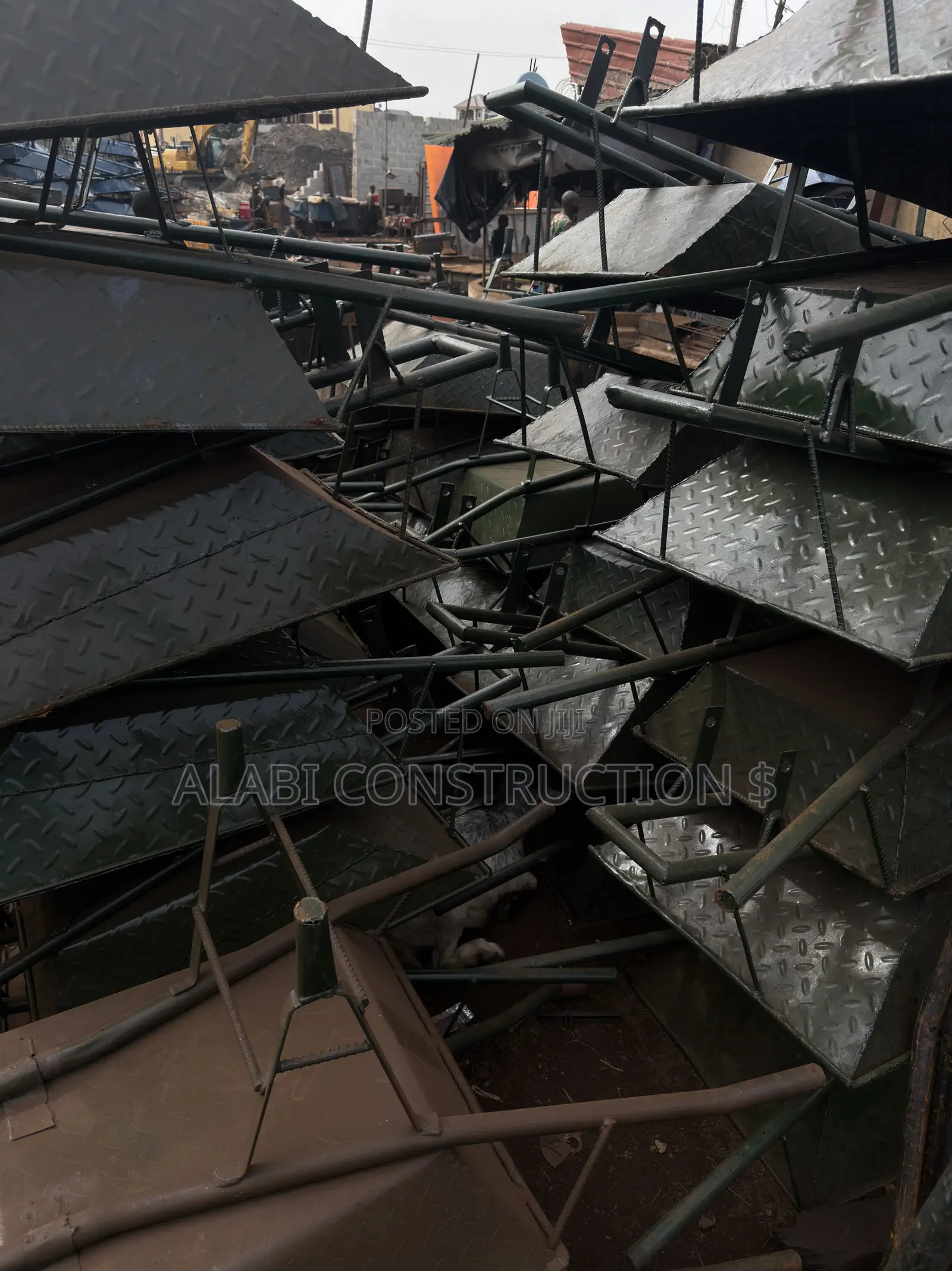 Wheelbarrow/ Heavy-Duty Construction Wheelbarrow