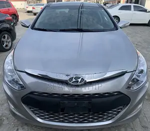Hyundai Sonata Limited 2.0T Sedan (2.0L 4cyl 6A) 2013 Silver