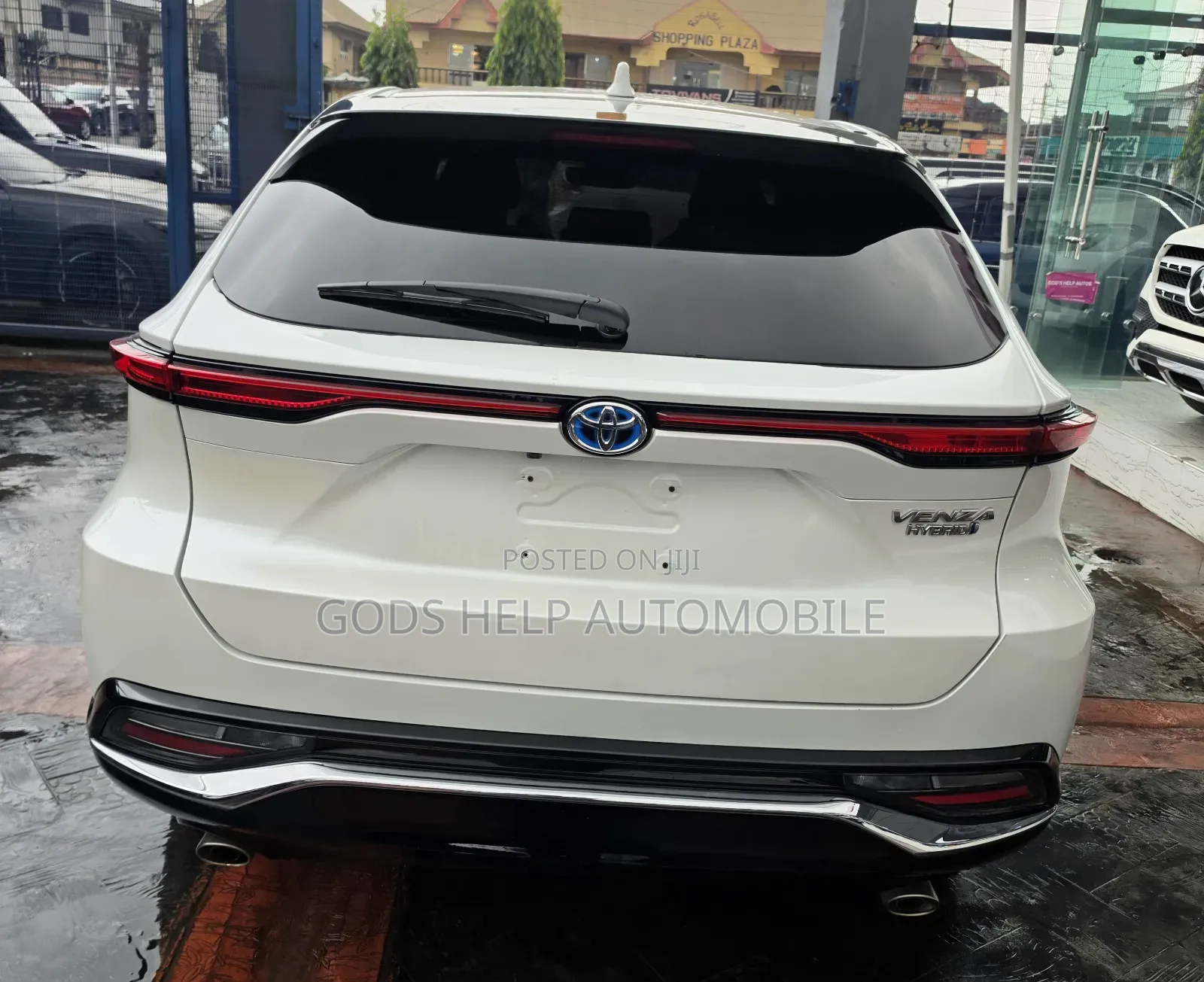 Toyota Venza Limited AWD 2023 Pearl
