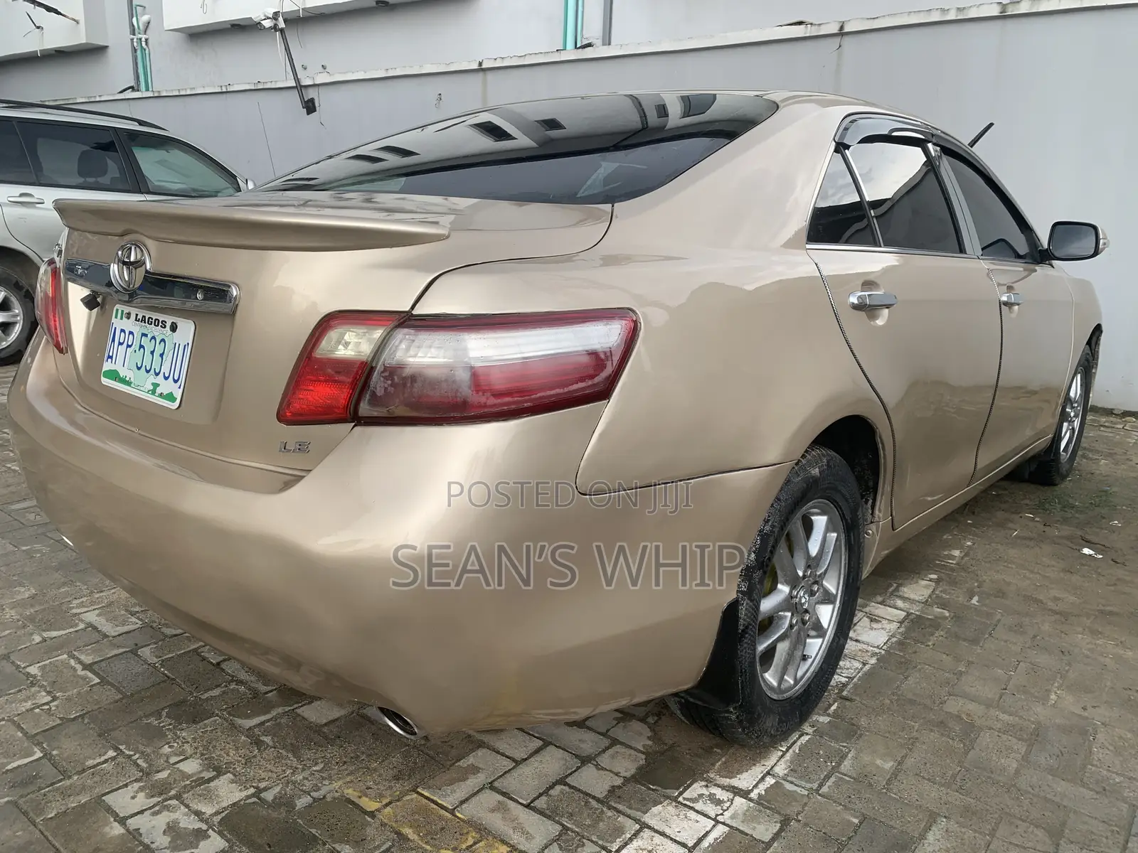 Toyota Camry LE V6 4dr Sedan (3.5L 6cyl 6AM) 2008 Gold