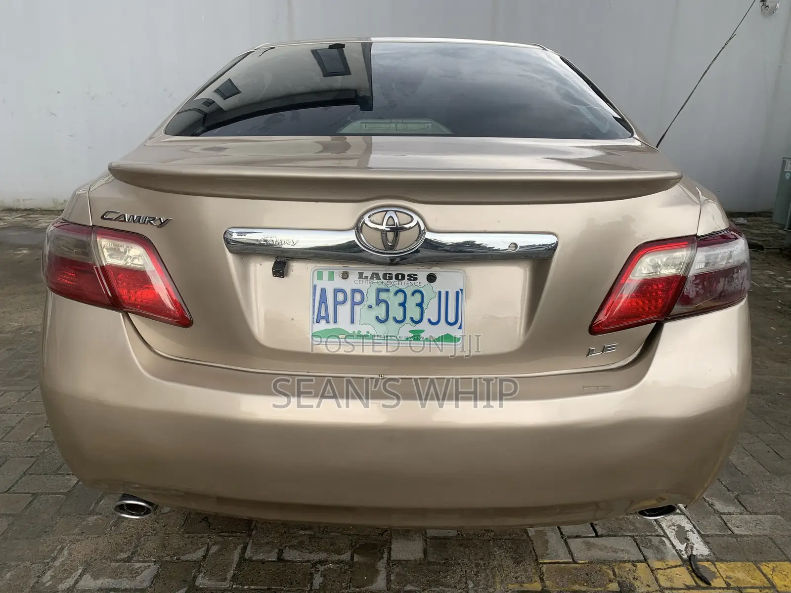 Toyota Camry LE V6 4dr Sedan (3.5L 6cyl 6AM) 2008 Gold