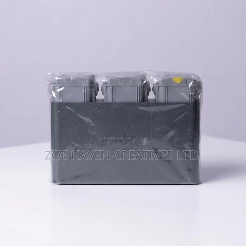 DJI Air 3 / Air 3S (3 Batteries) With Battery Charging Hub