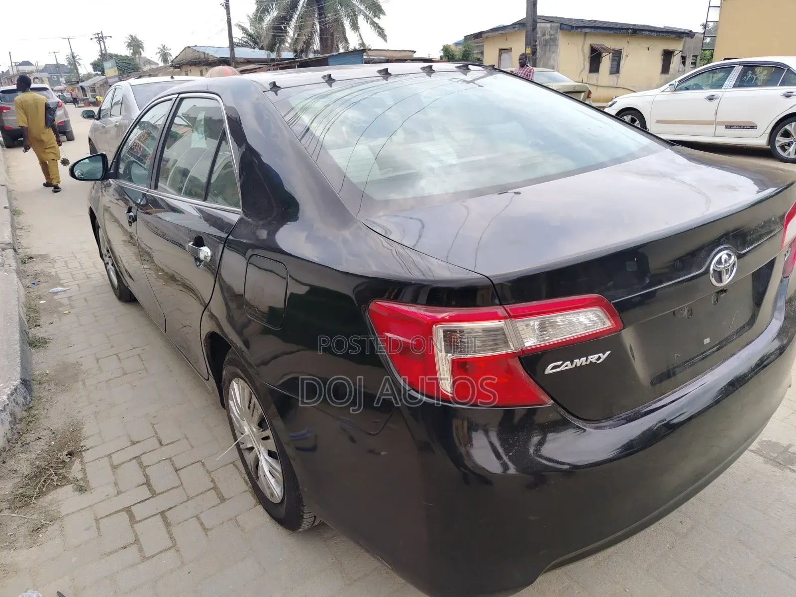 Toyota Camry LE 4dr Sedan (2.5L 4cyl 6A) 2014 Black