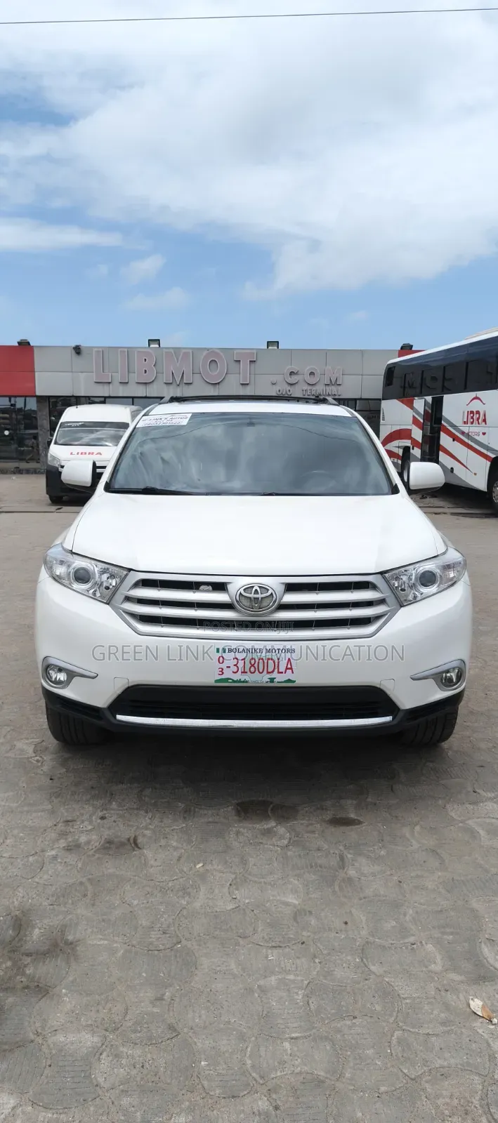 Toyota Highlander 3.5L 4WD 2013 White